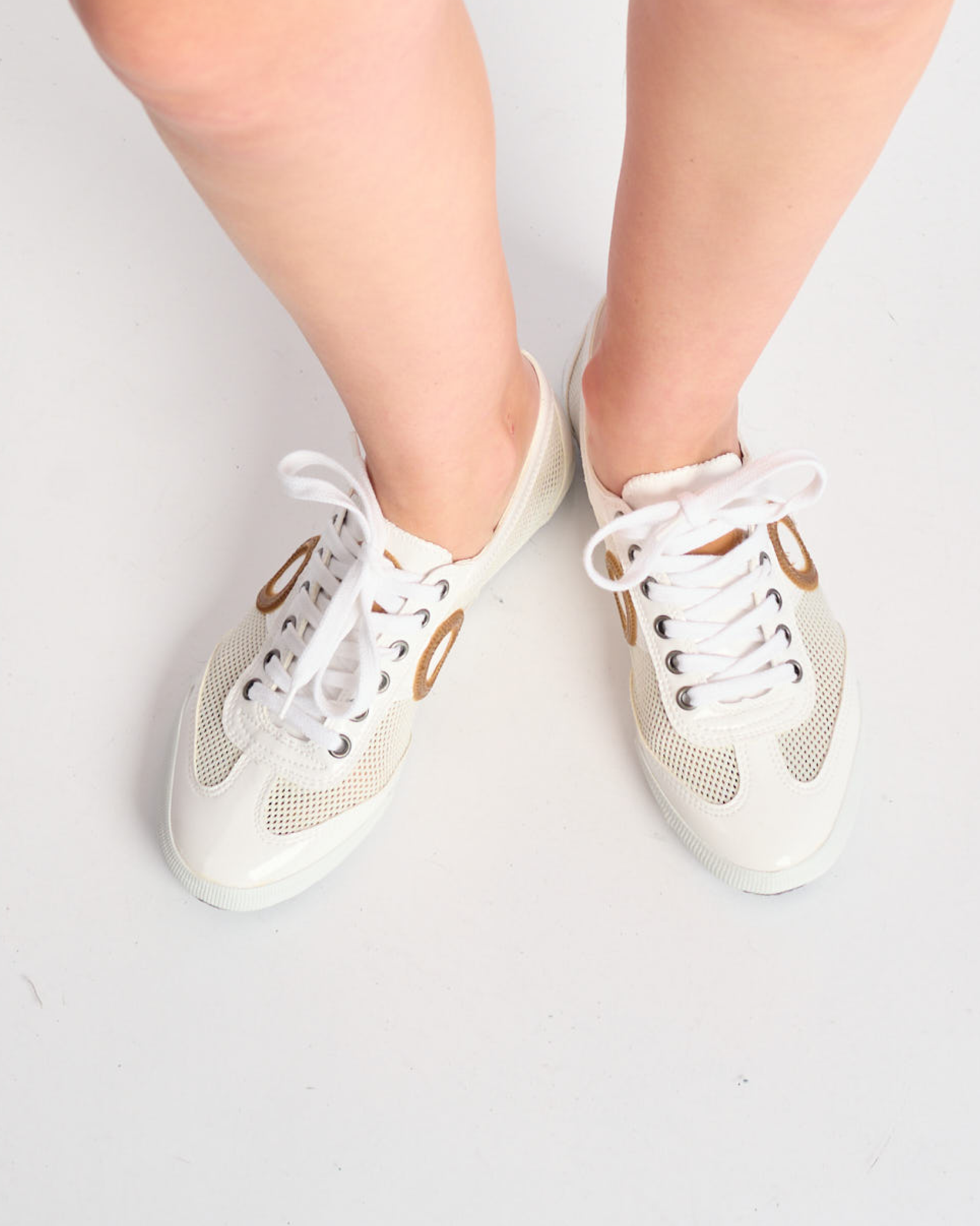 Joaneta Armonia-White