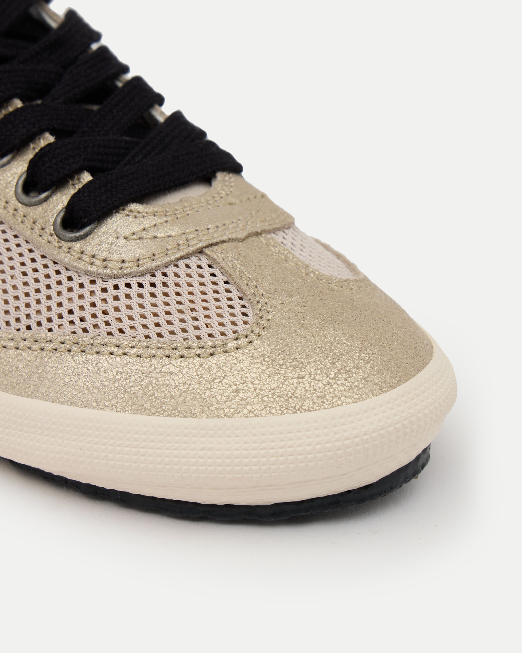 Joaneta Millennium-Platinum