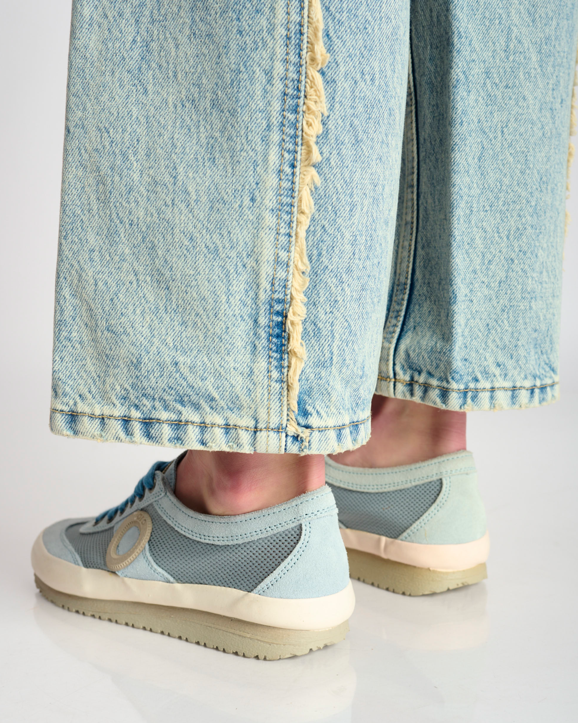 Joaneta plus Net-Light blue