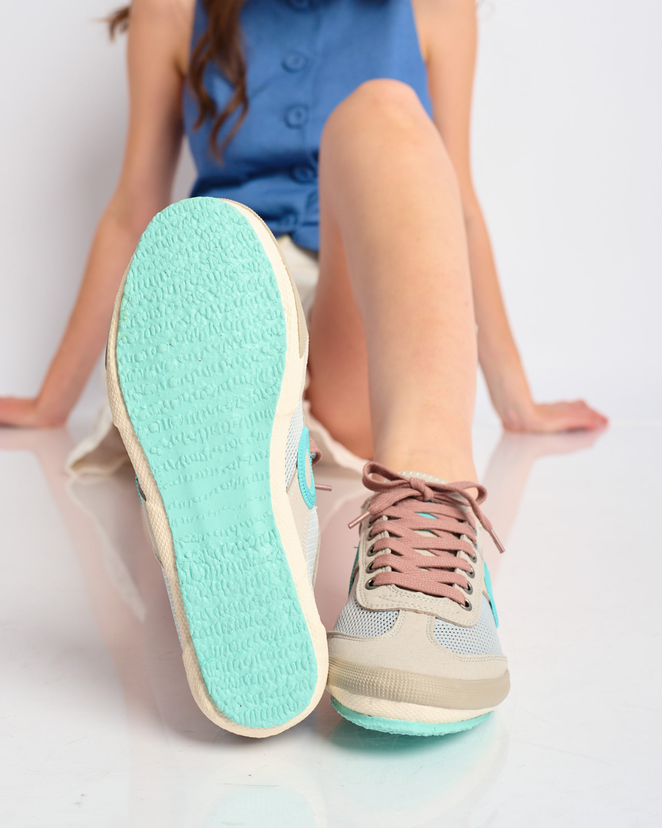 Joaneta Vegan-Pumice