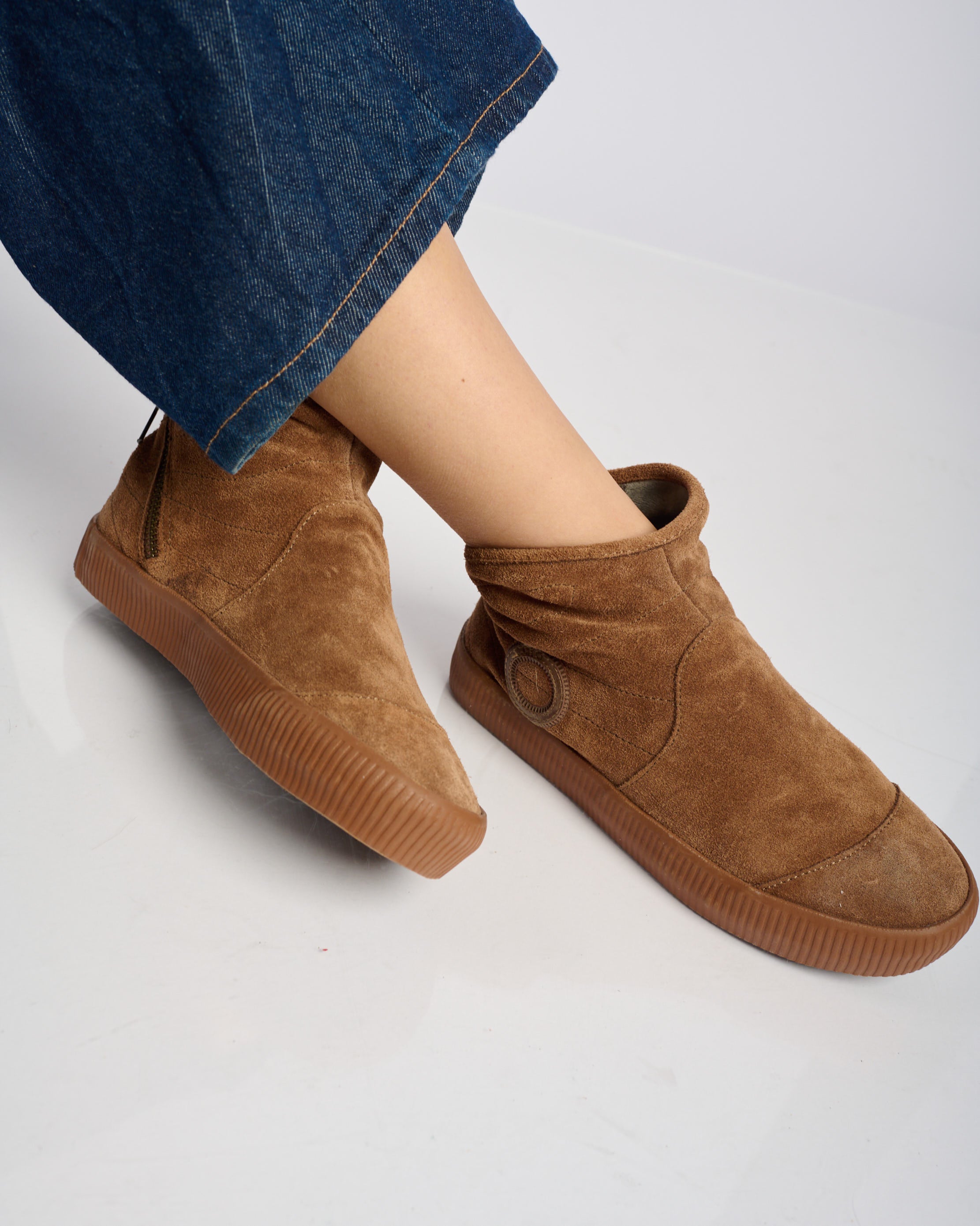 Noelle Suede-Chestnut