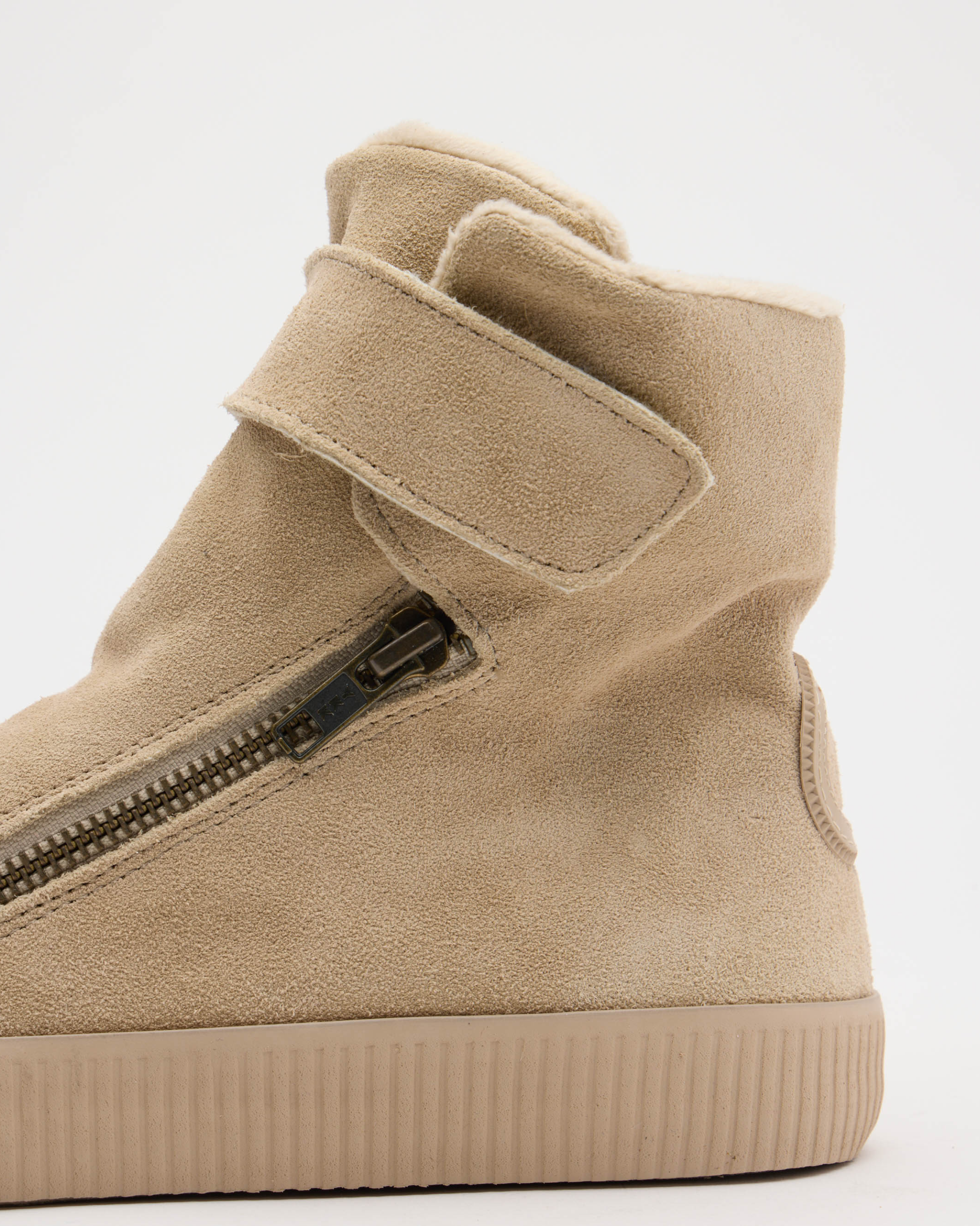 Noelle M Suede-Cream