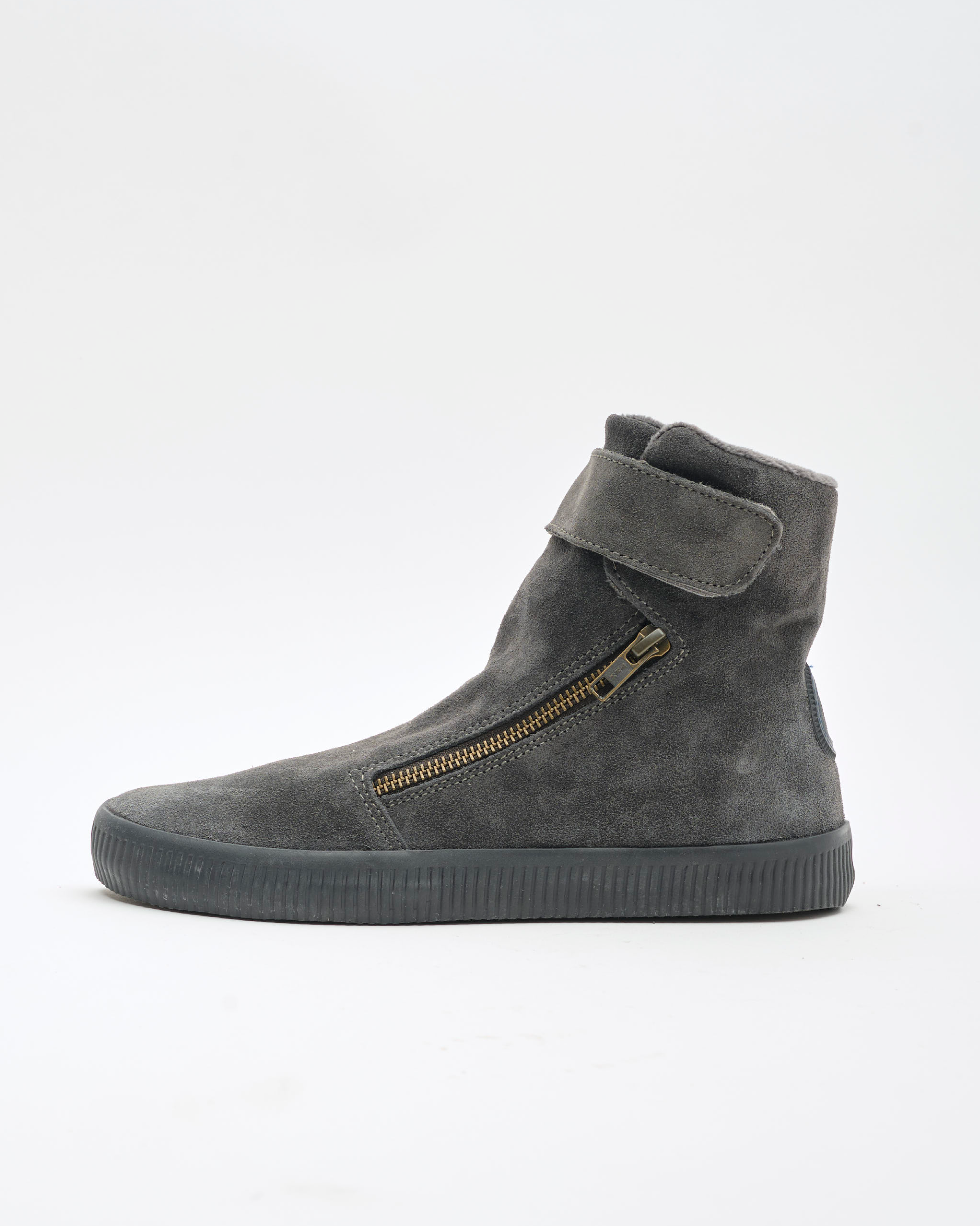 Noelle M Suede-Charcoal