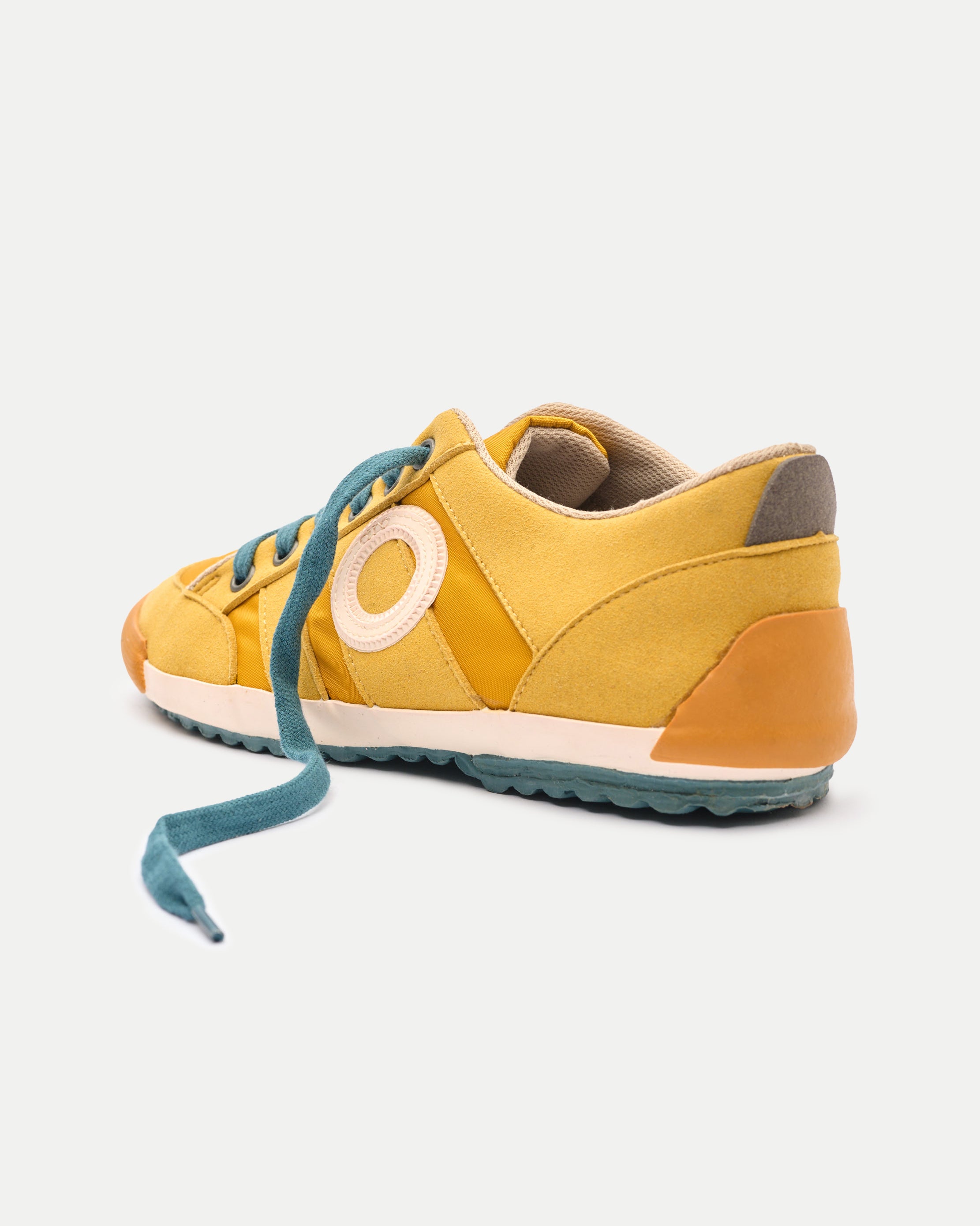 Ido Wolverin vegan-Saffron