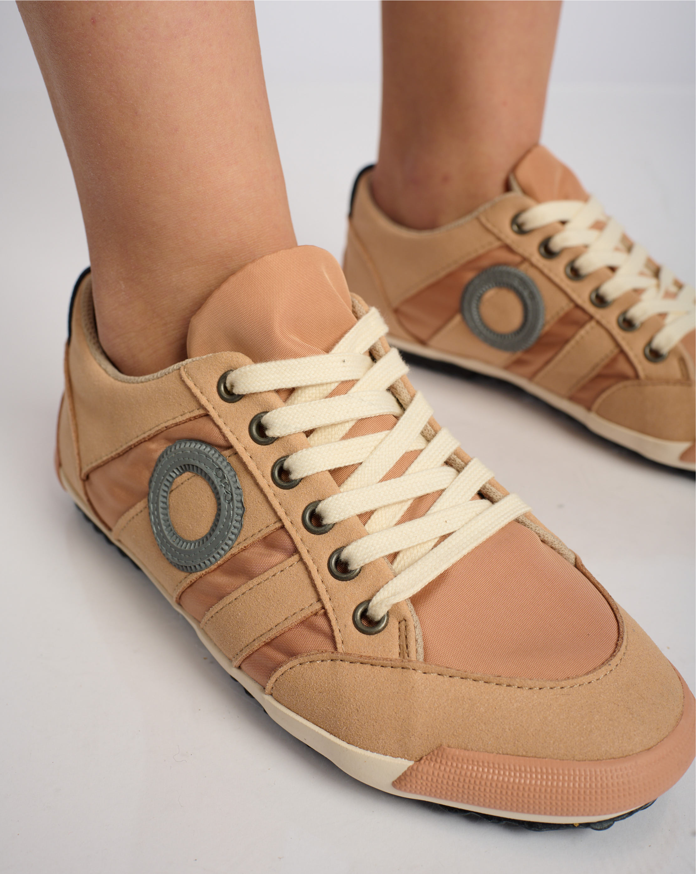 Ido Wolverin vegan-Peach