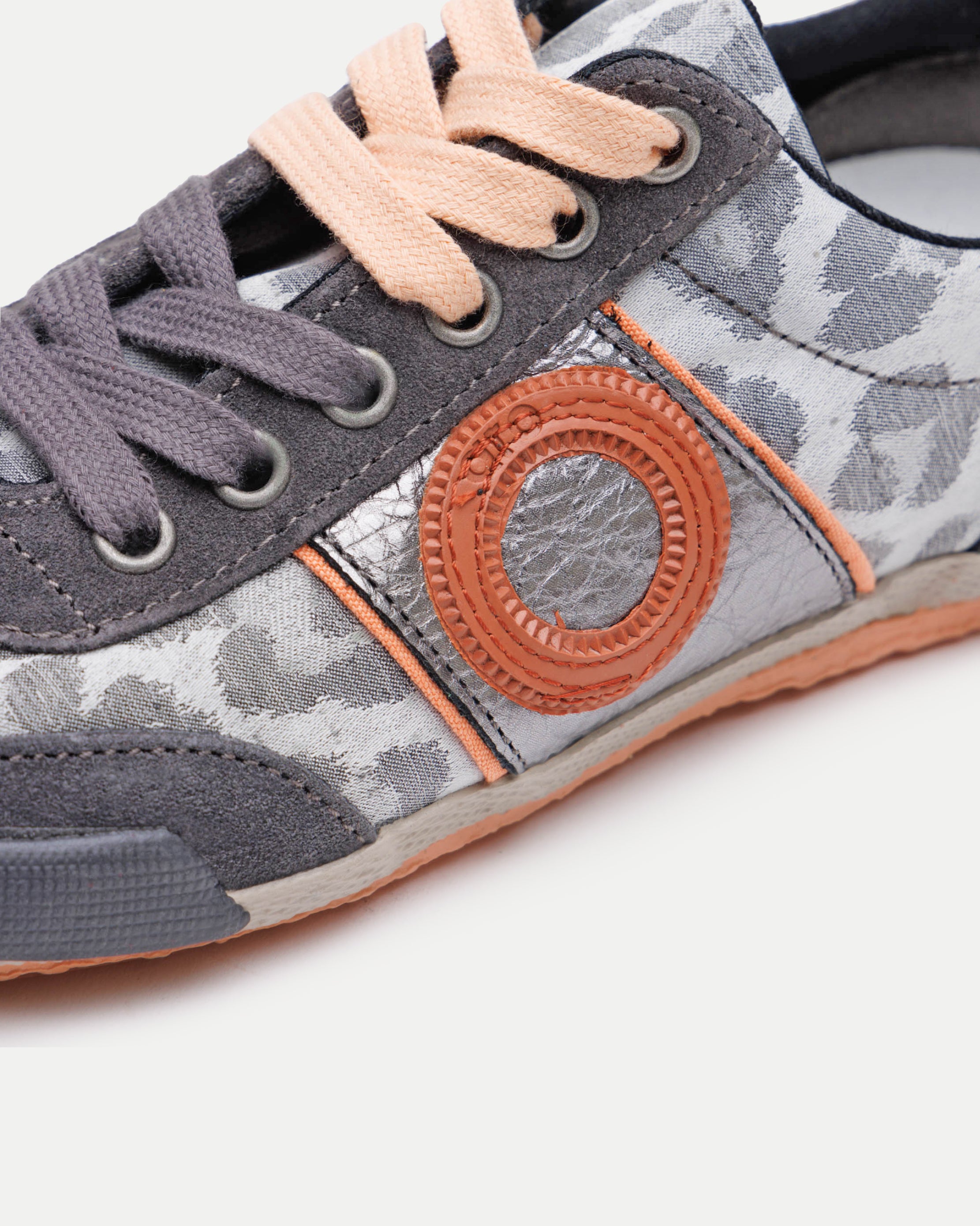 May Pantera-Dark silver