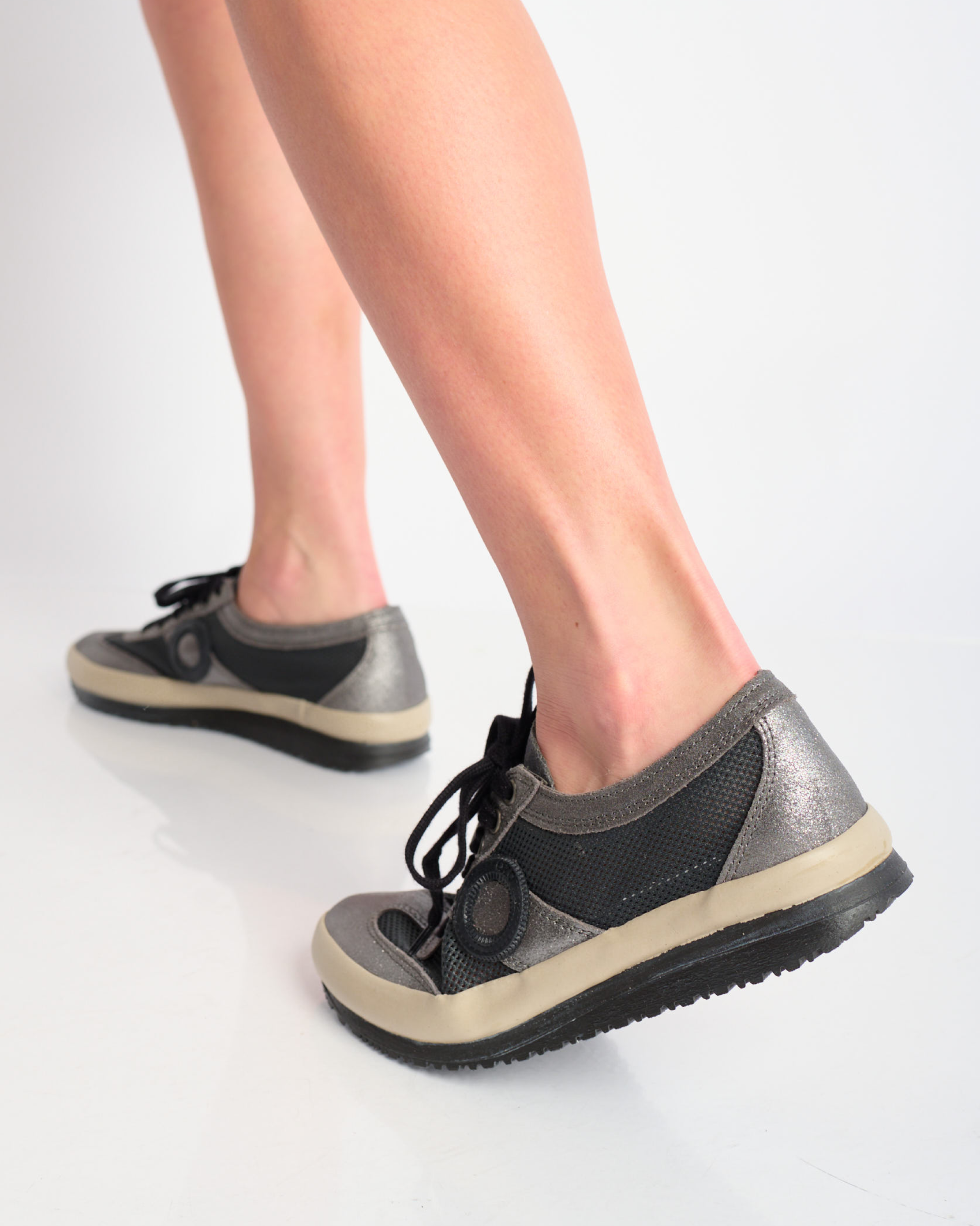 Joaneta Plus Millennium-Plumb