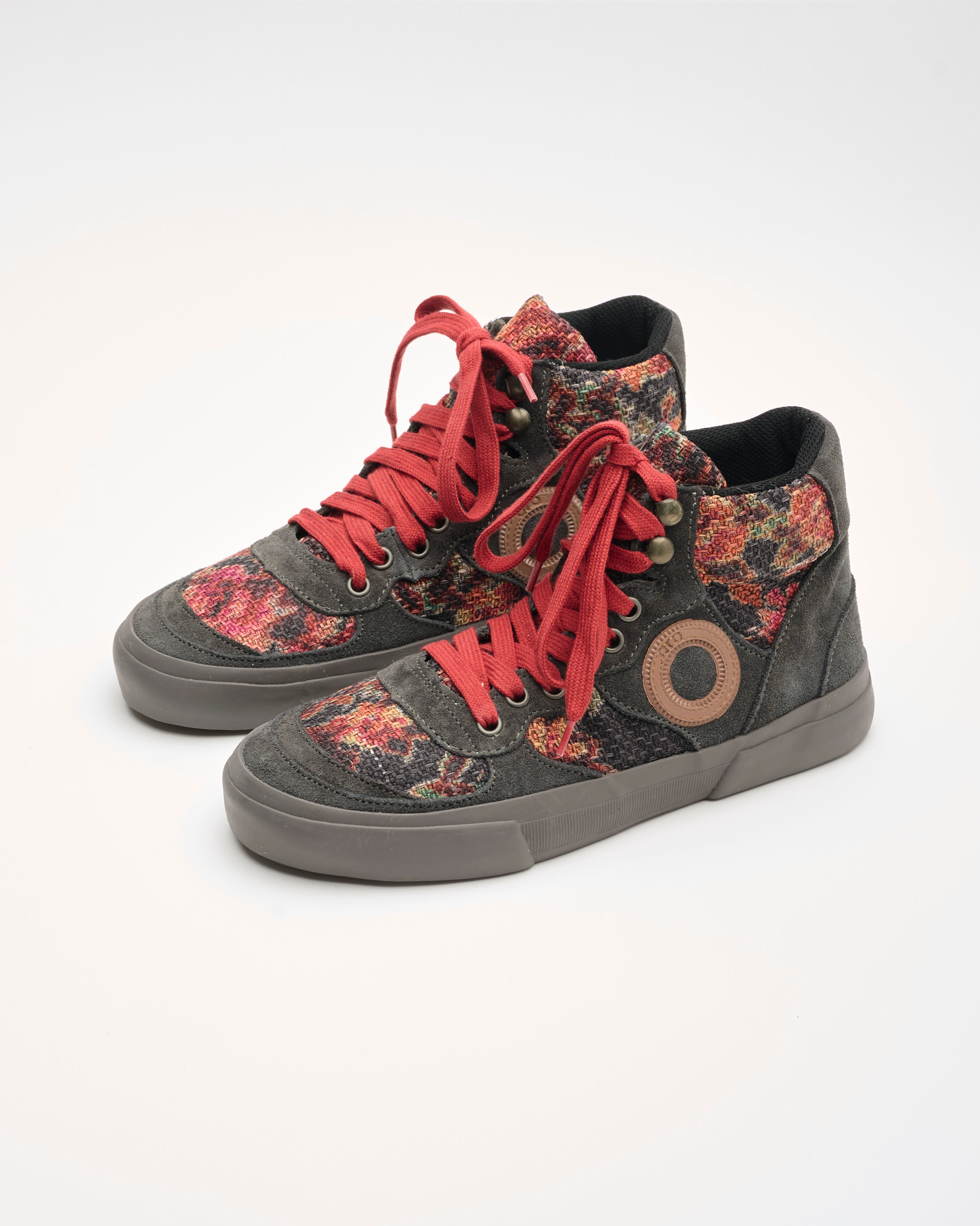 Emma Flower-Charcoal