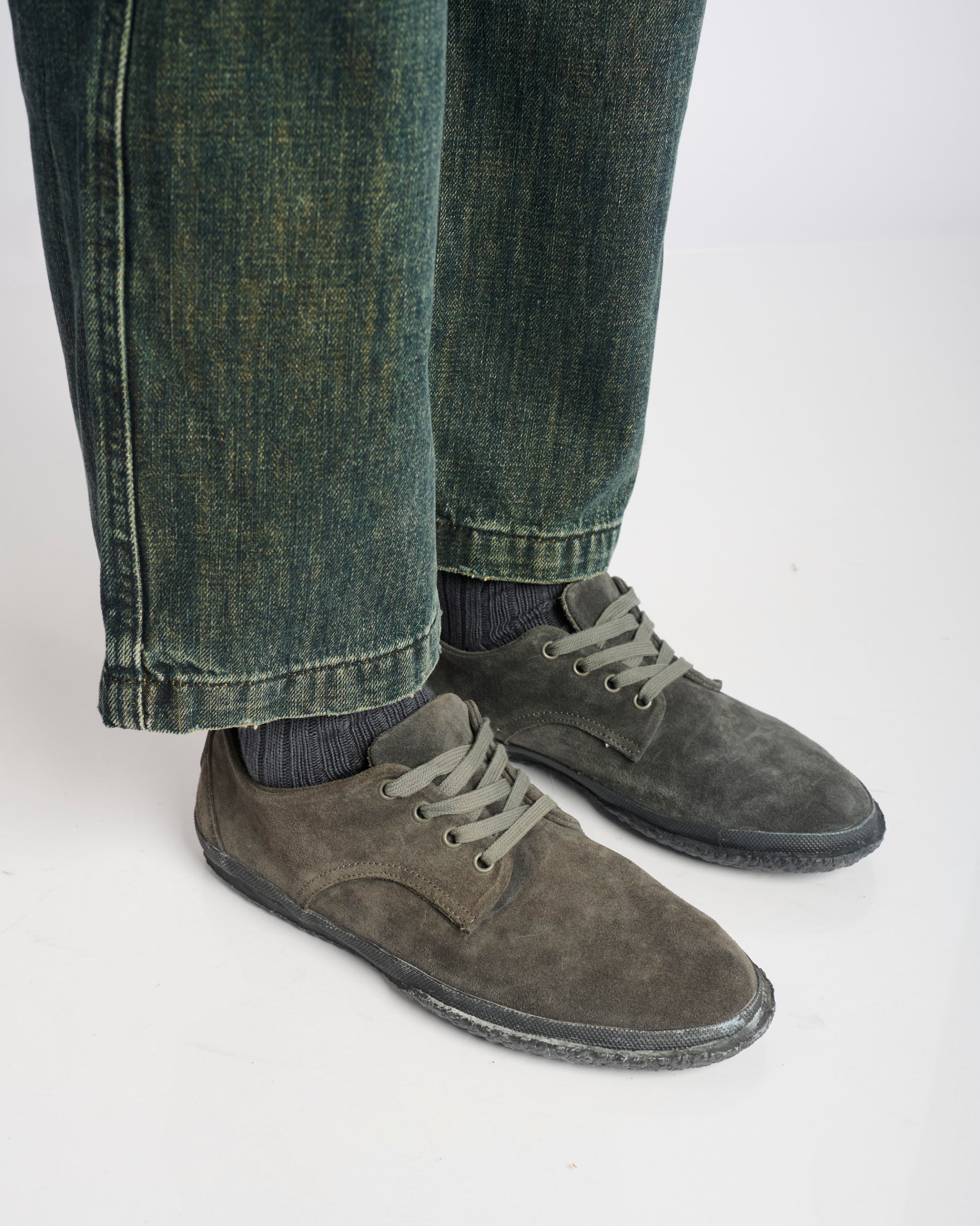 Willy L Suede-Charcoal