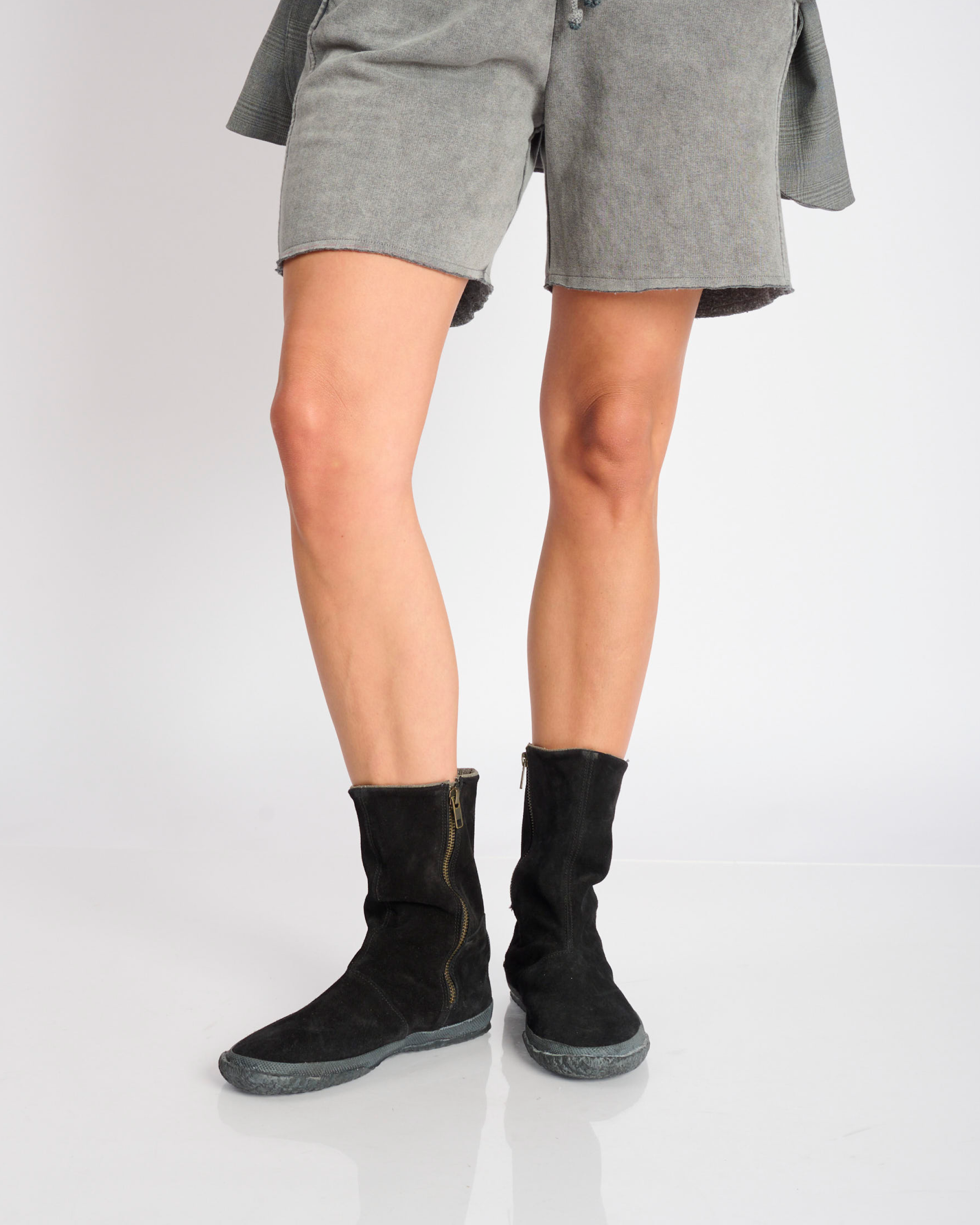 Willy Z Suede-Charcoal