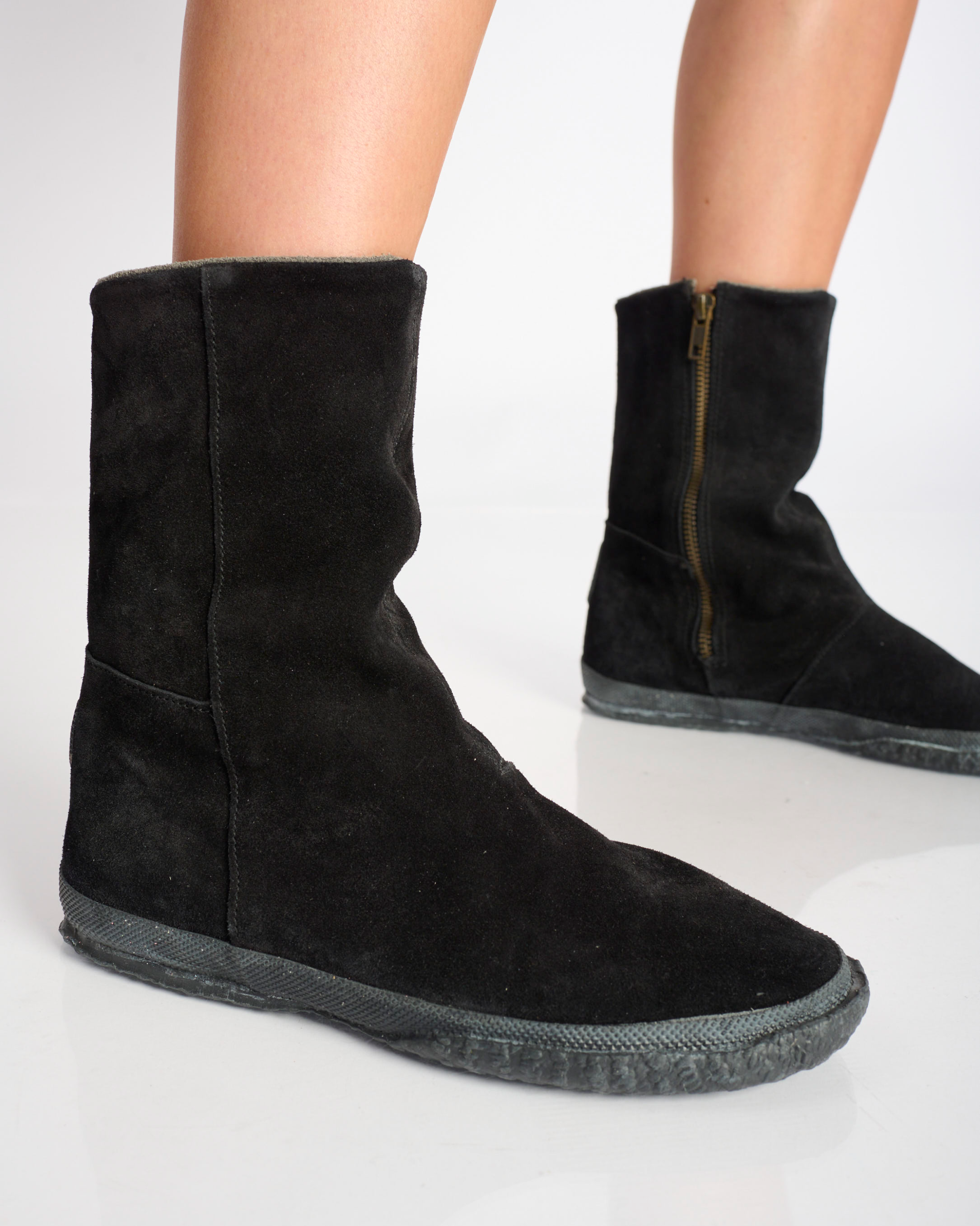 Willy Z Suede-Charcoal