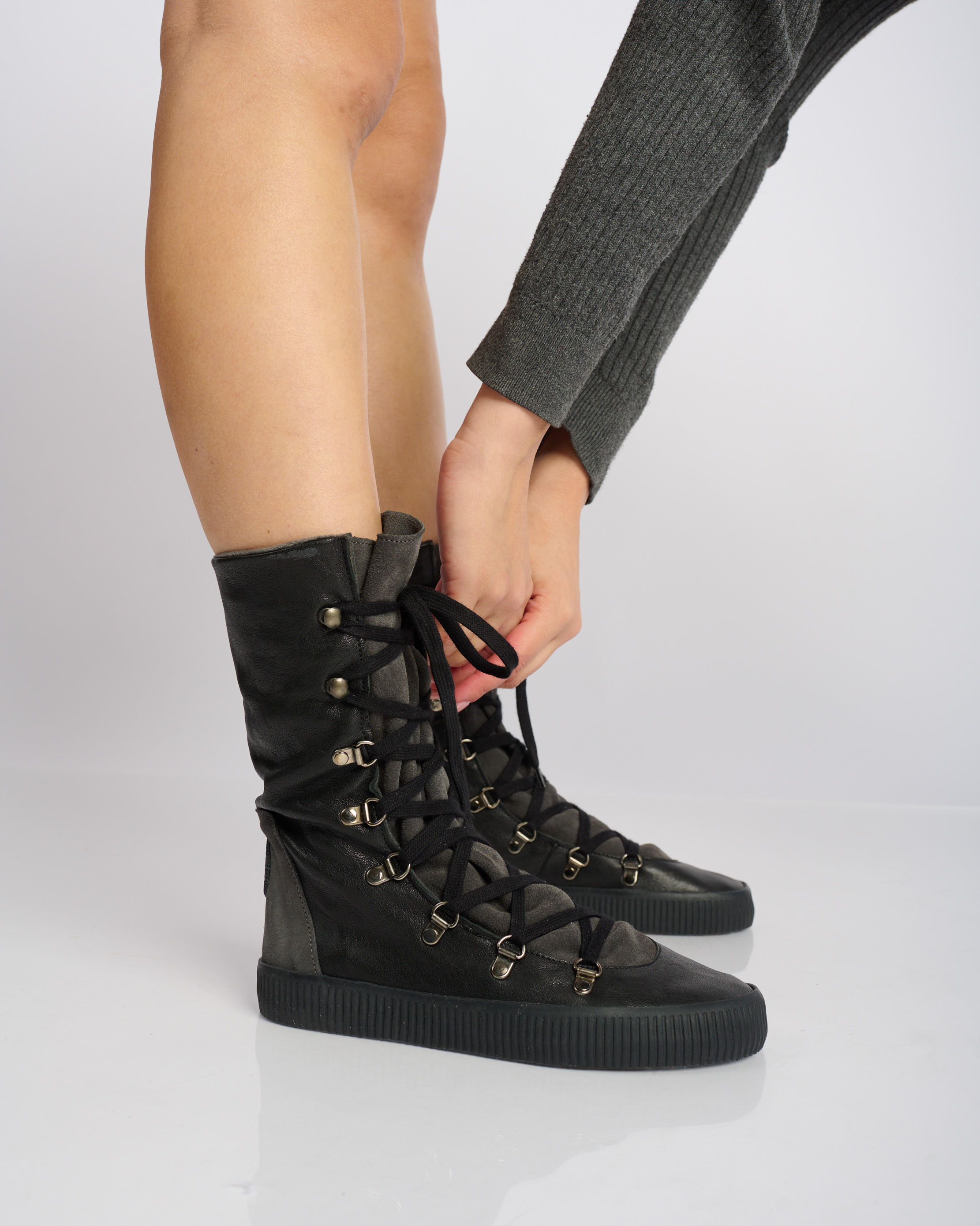 Noelle H Old Iron-Black