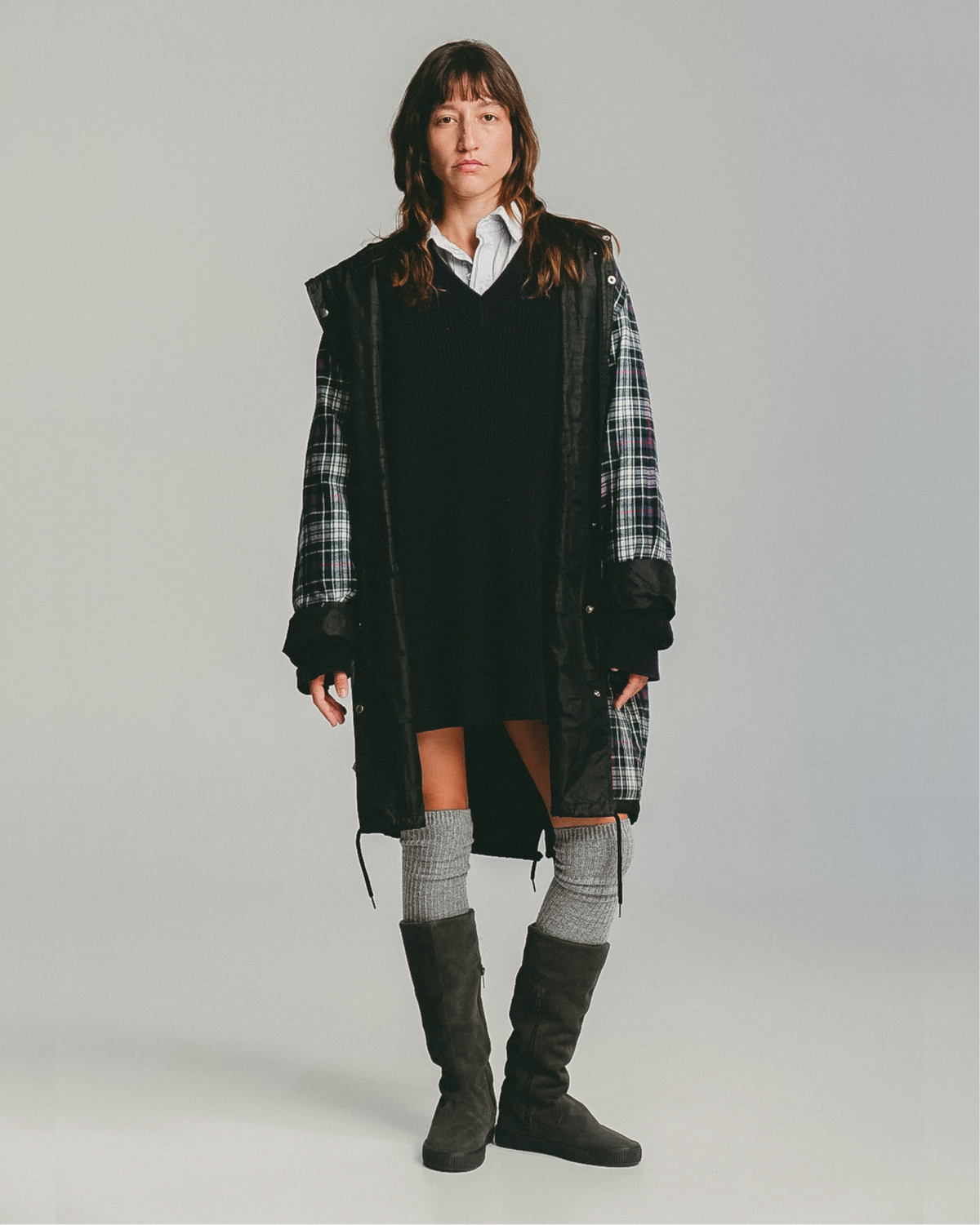 Noelle H Suede-Charcoal