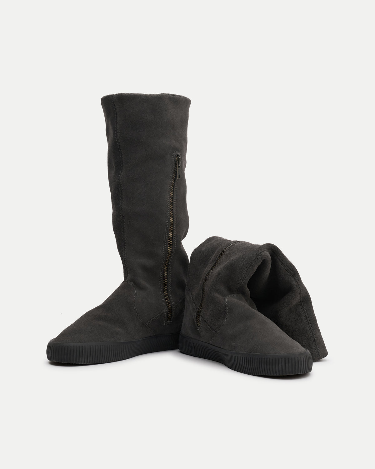 Noelle H Suede-Charcoal