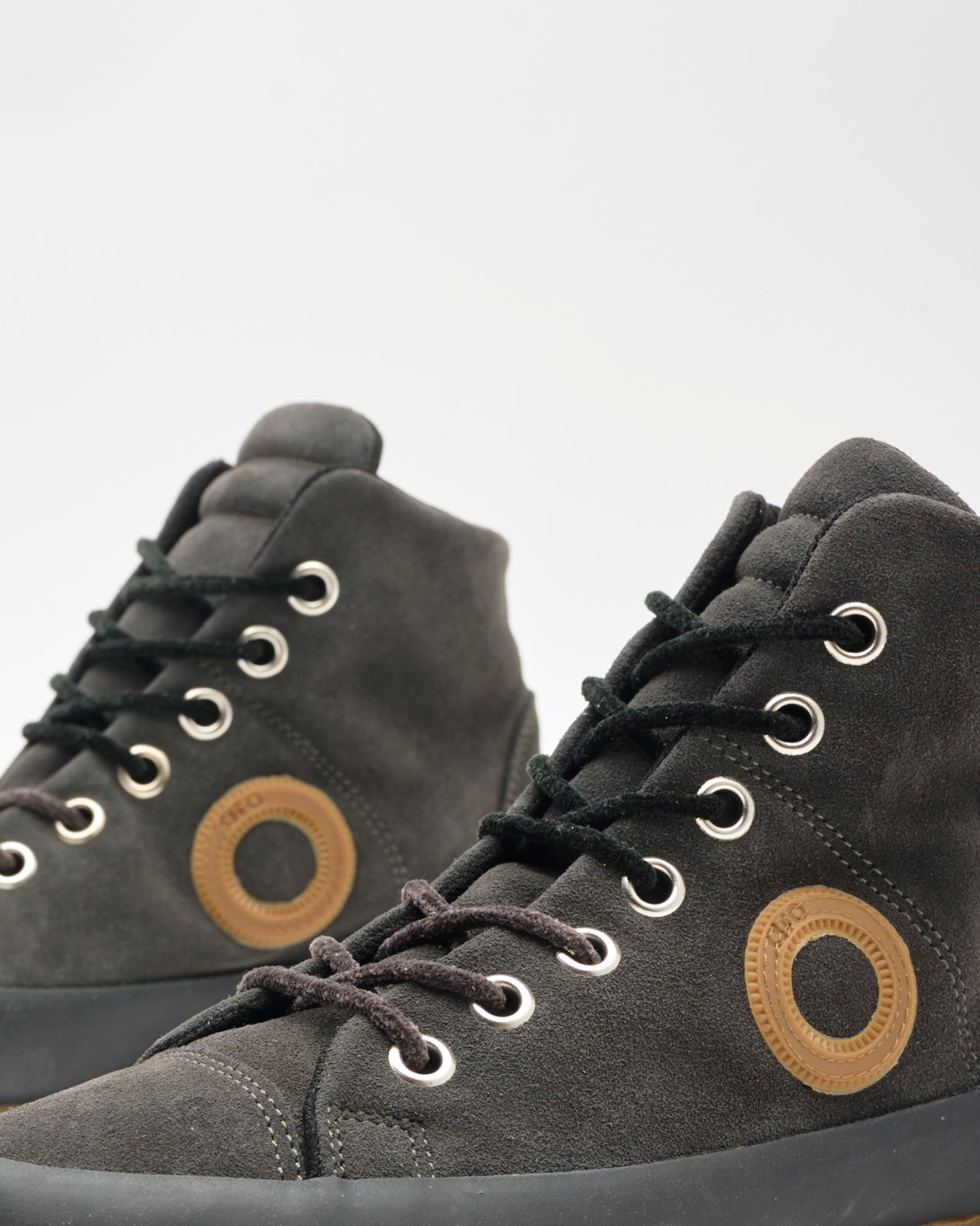Wen H Suede-Charcoal