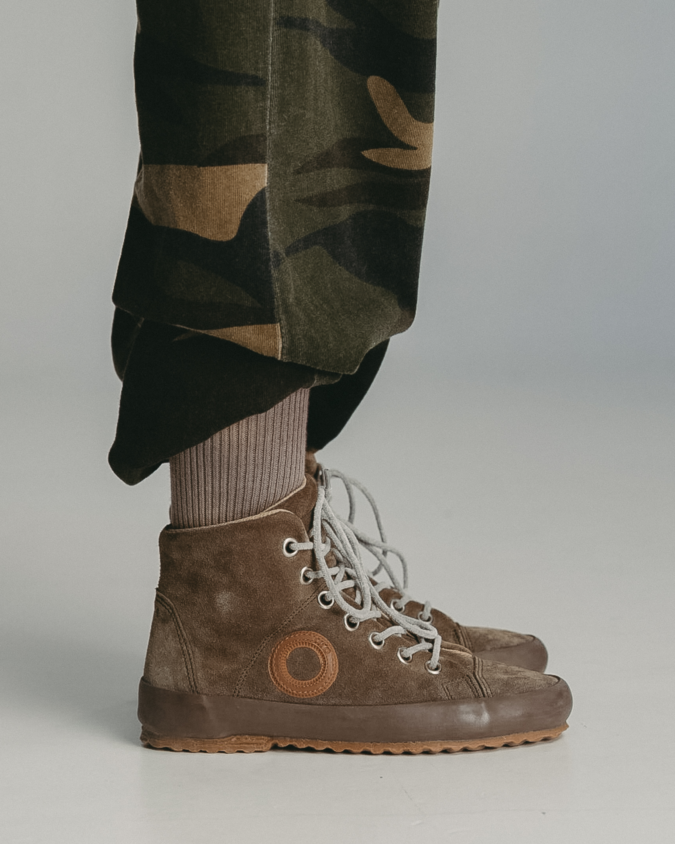 Wen H Suede-Taupe