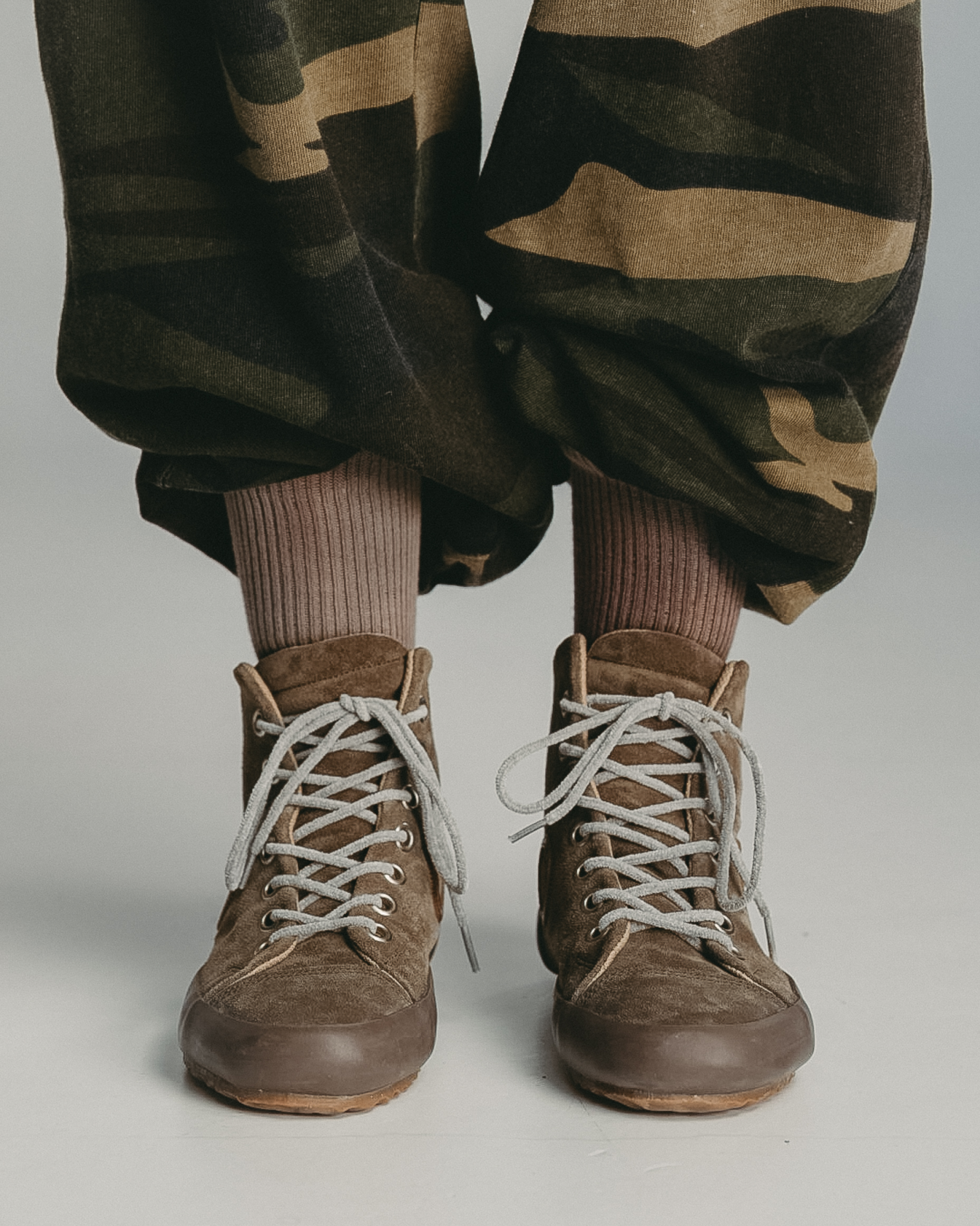 Wen H Suede-Taupe