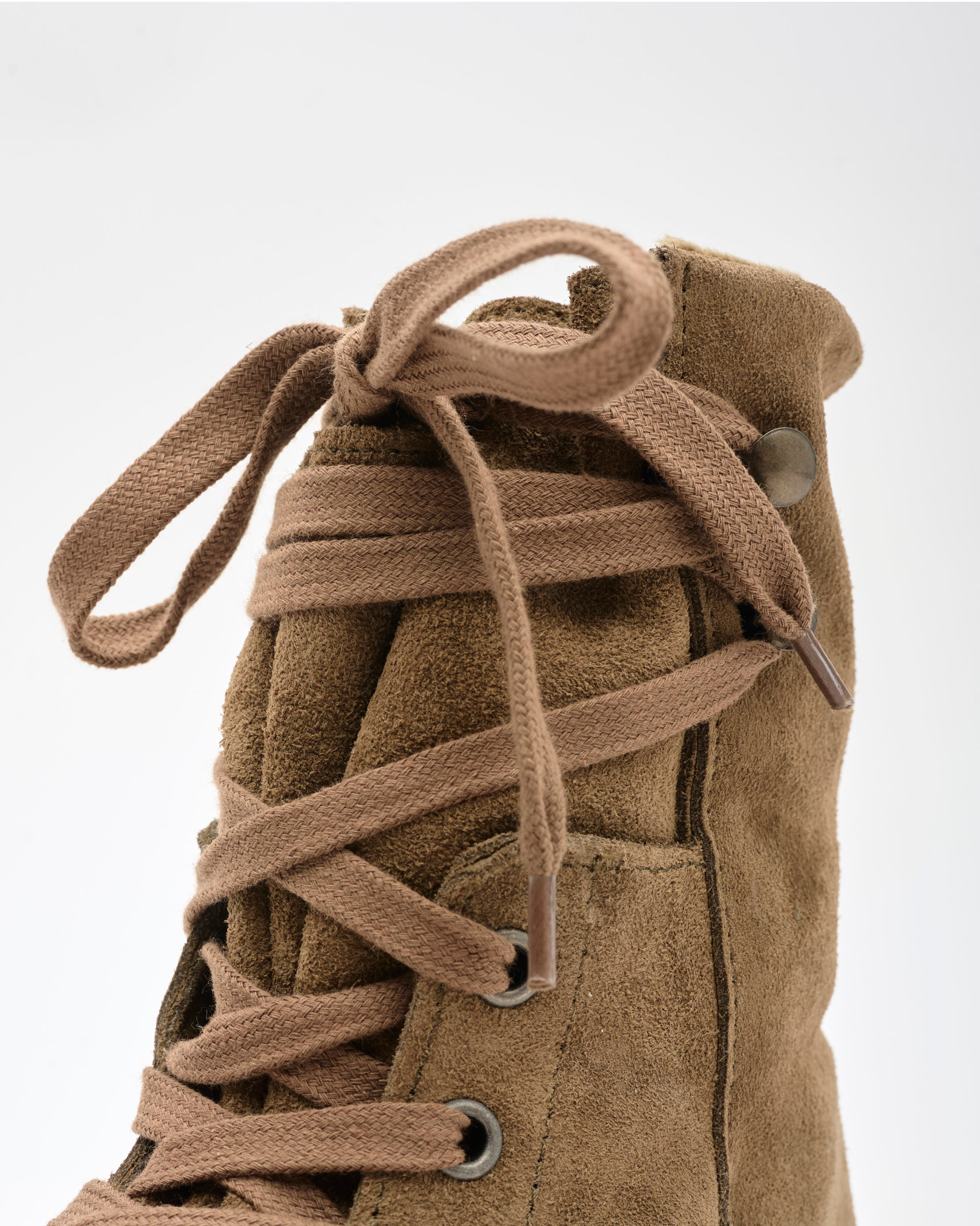Noelle A Suede-Taupe