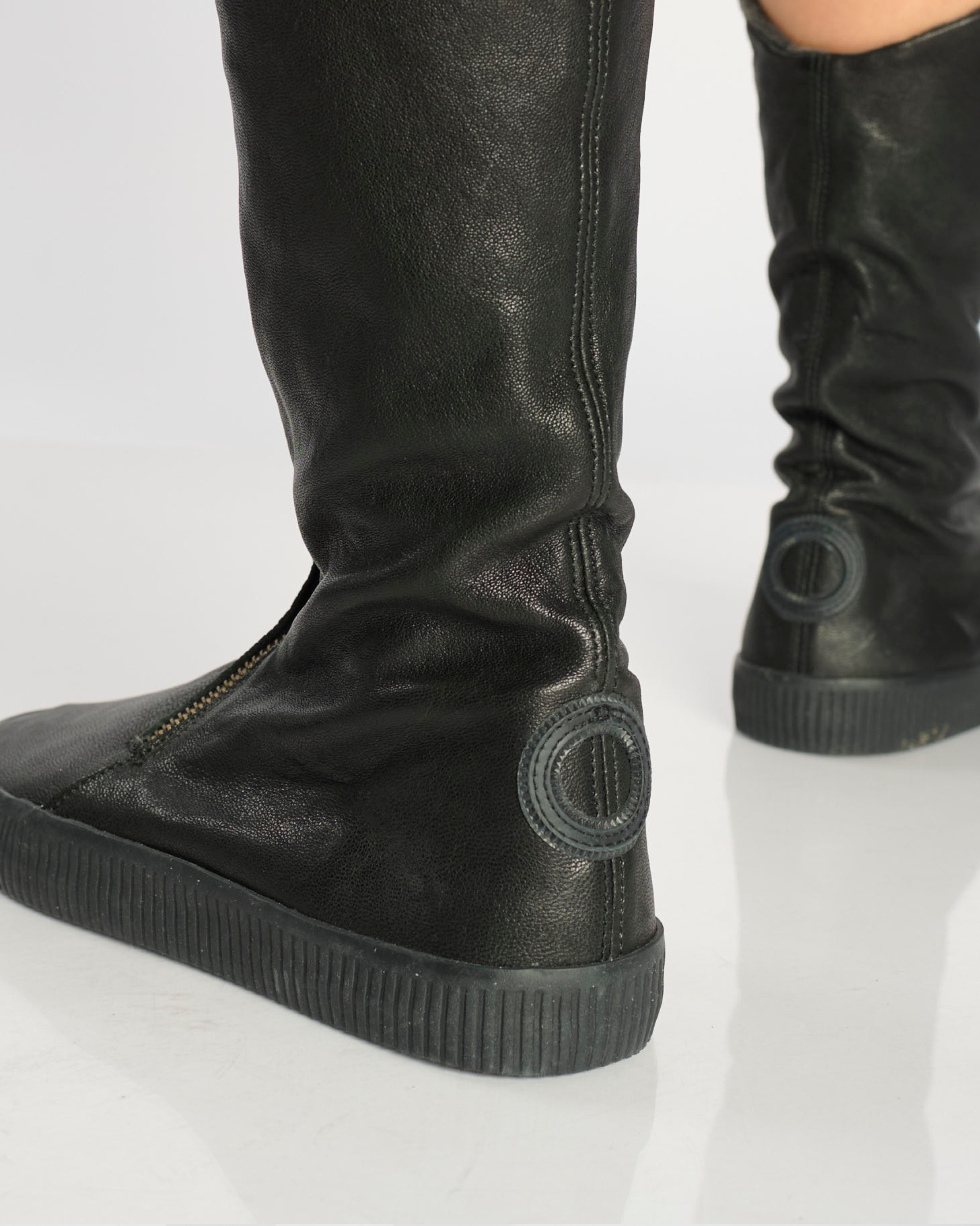 Noelle Z Old iron-Black