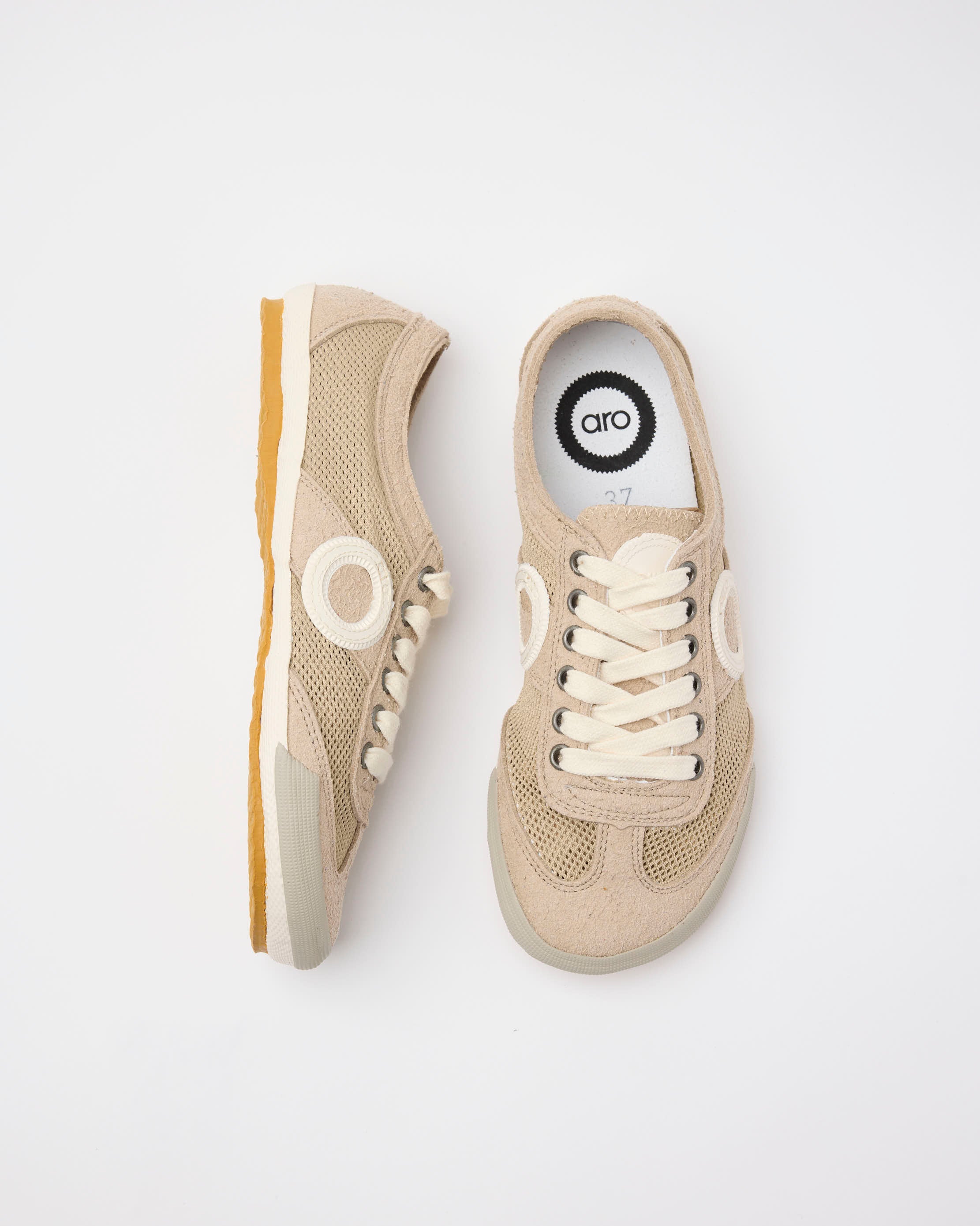 Joaneta Barefoot Krust-Hazelnut