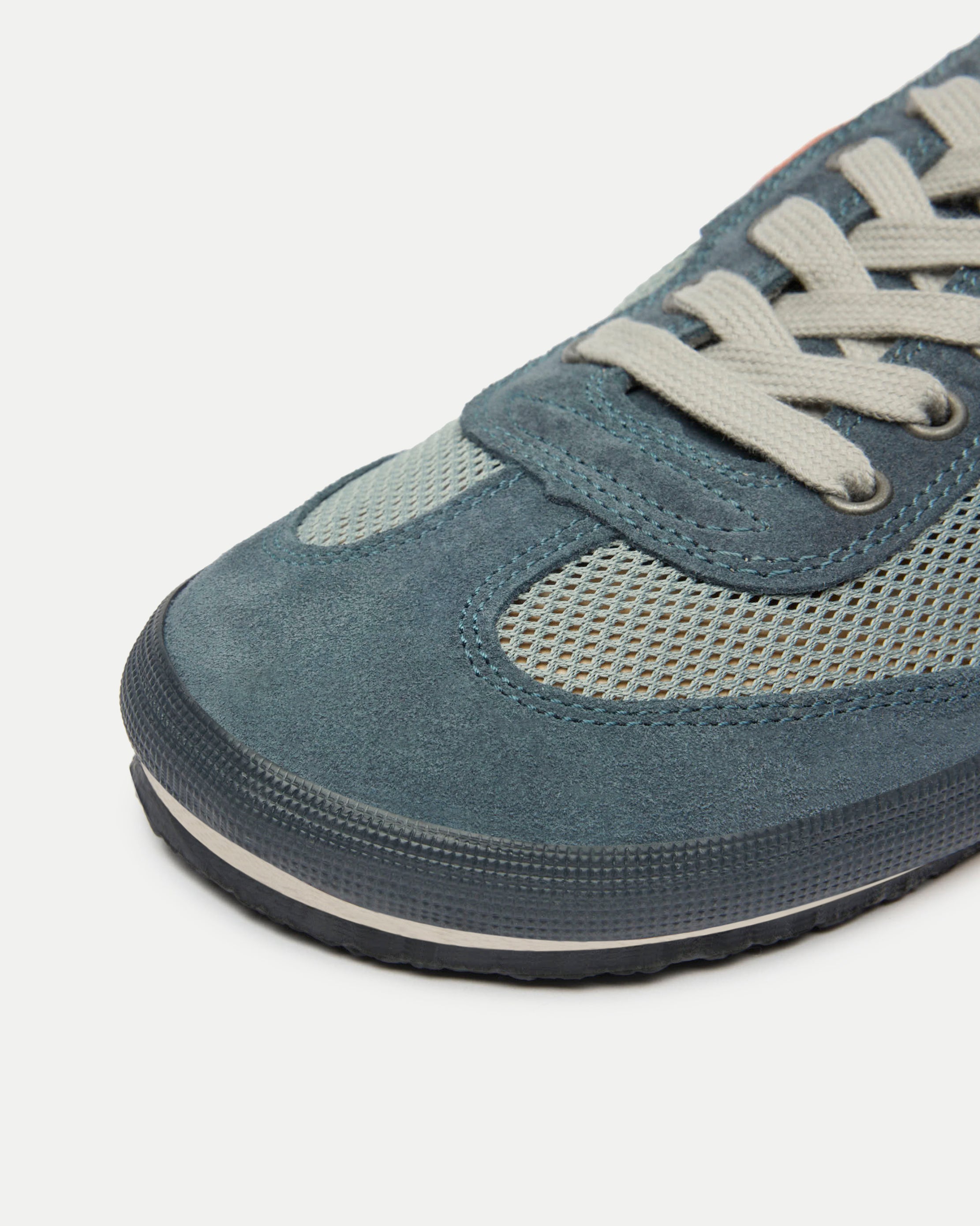 Joaneta Barefoot Net-Rain