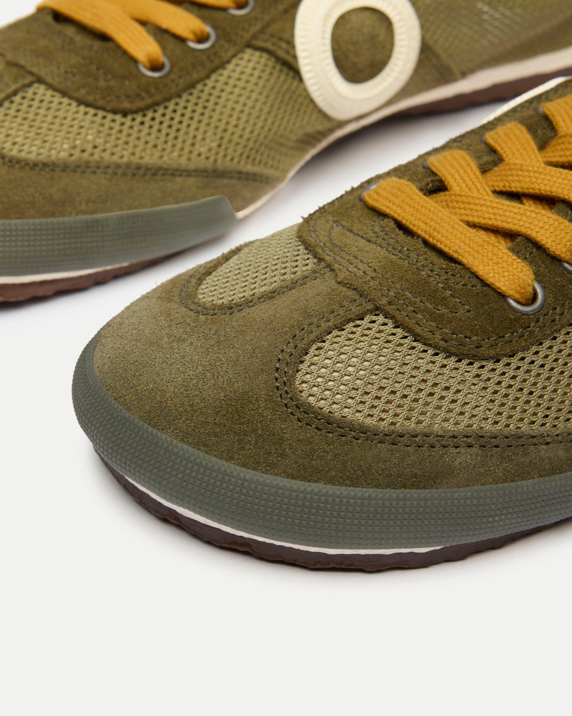 Joaneta Barefoot Net-Bushcruft