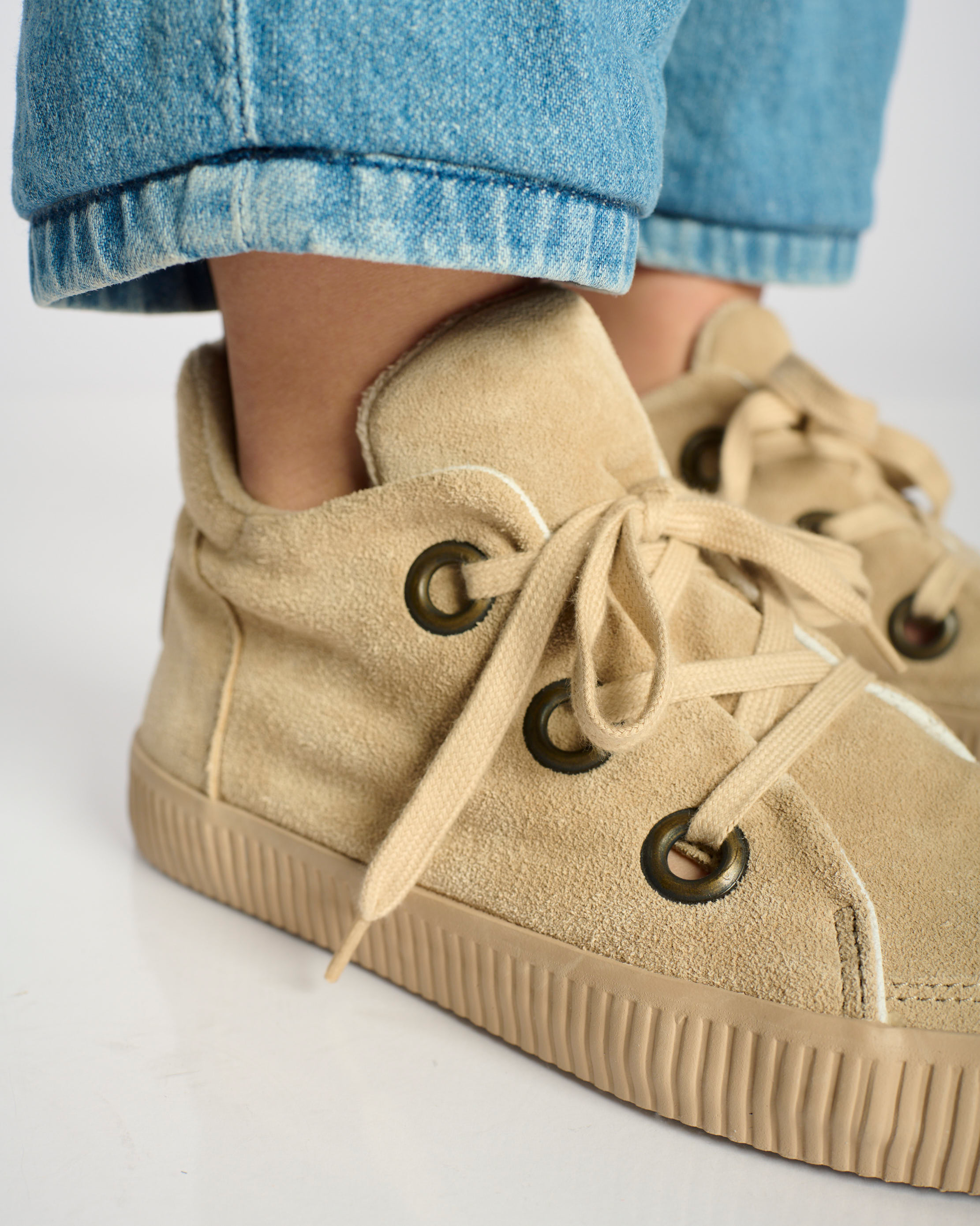 Noelle L Suede-Cream