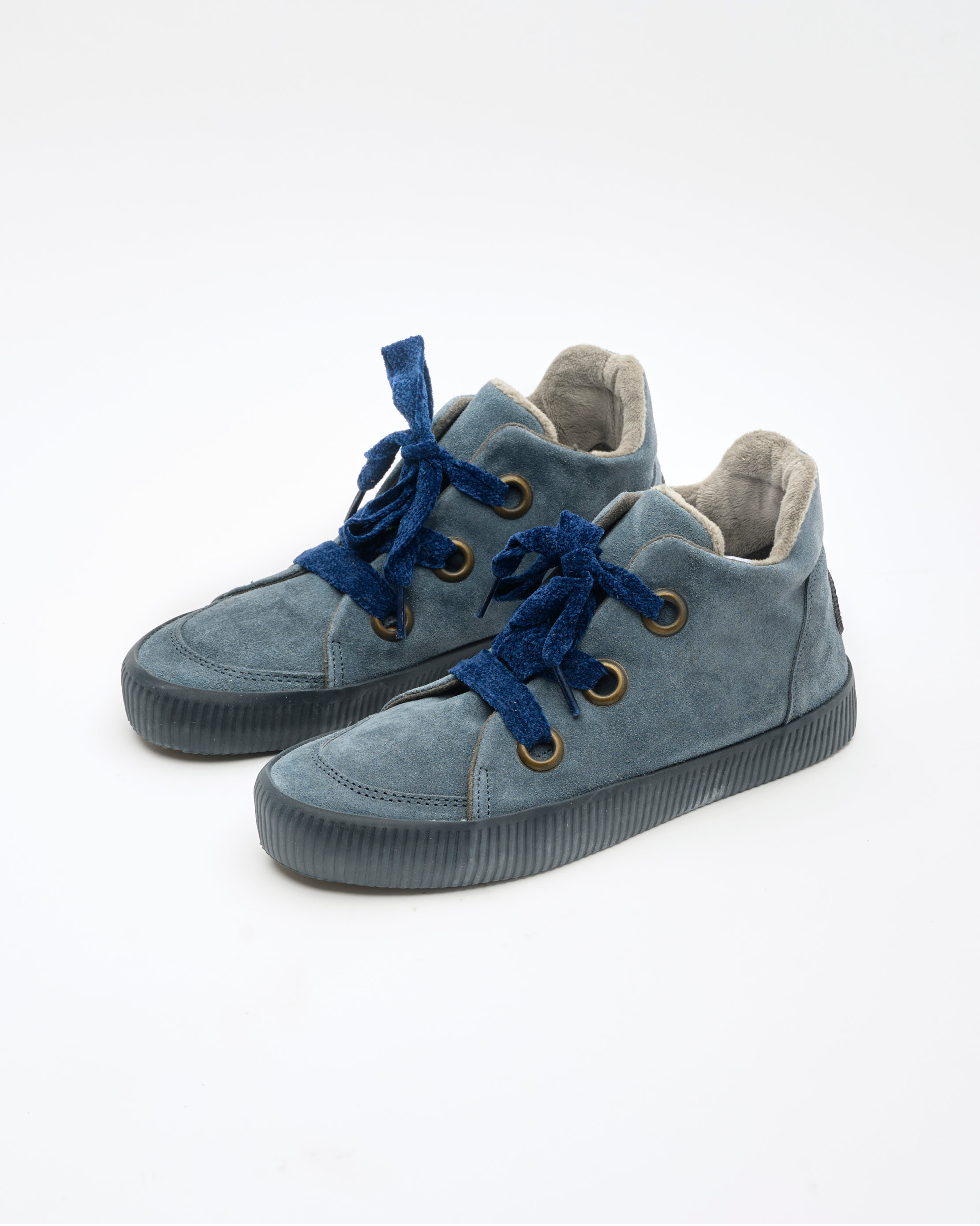 Noelle L Suede-Storm