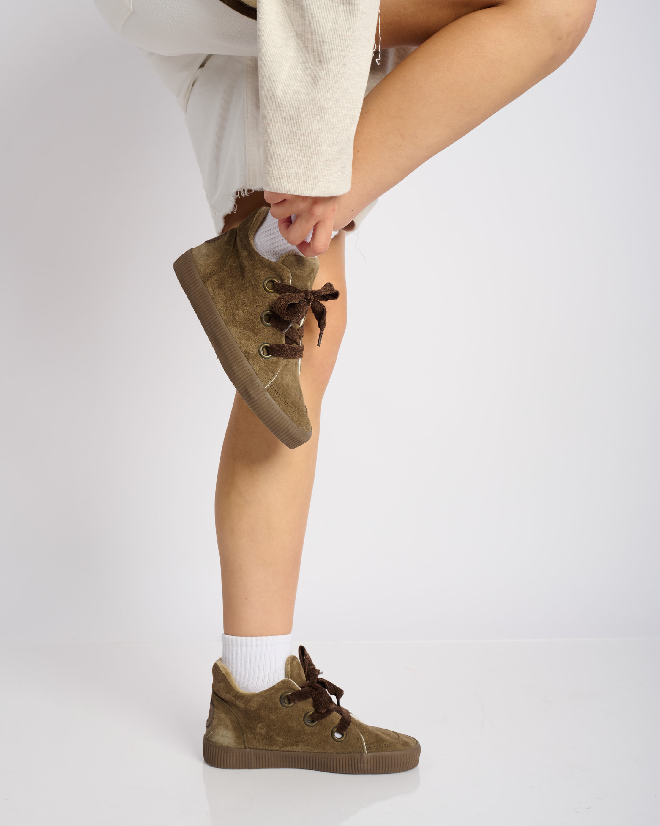 Noelle L Suede-Taupe