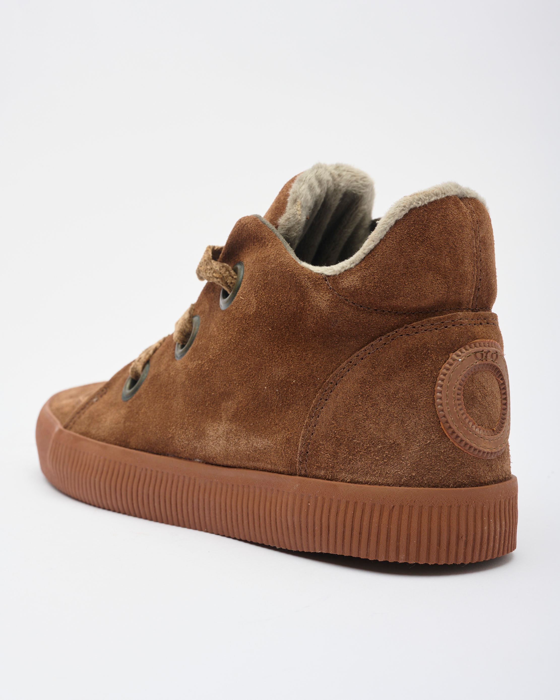 Noelle L Suede-Chestnut