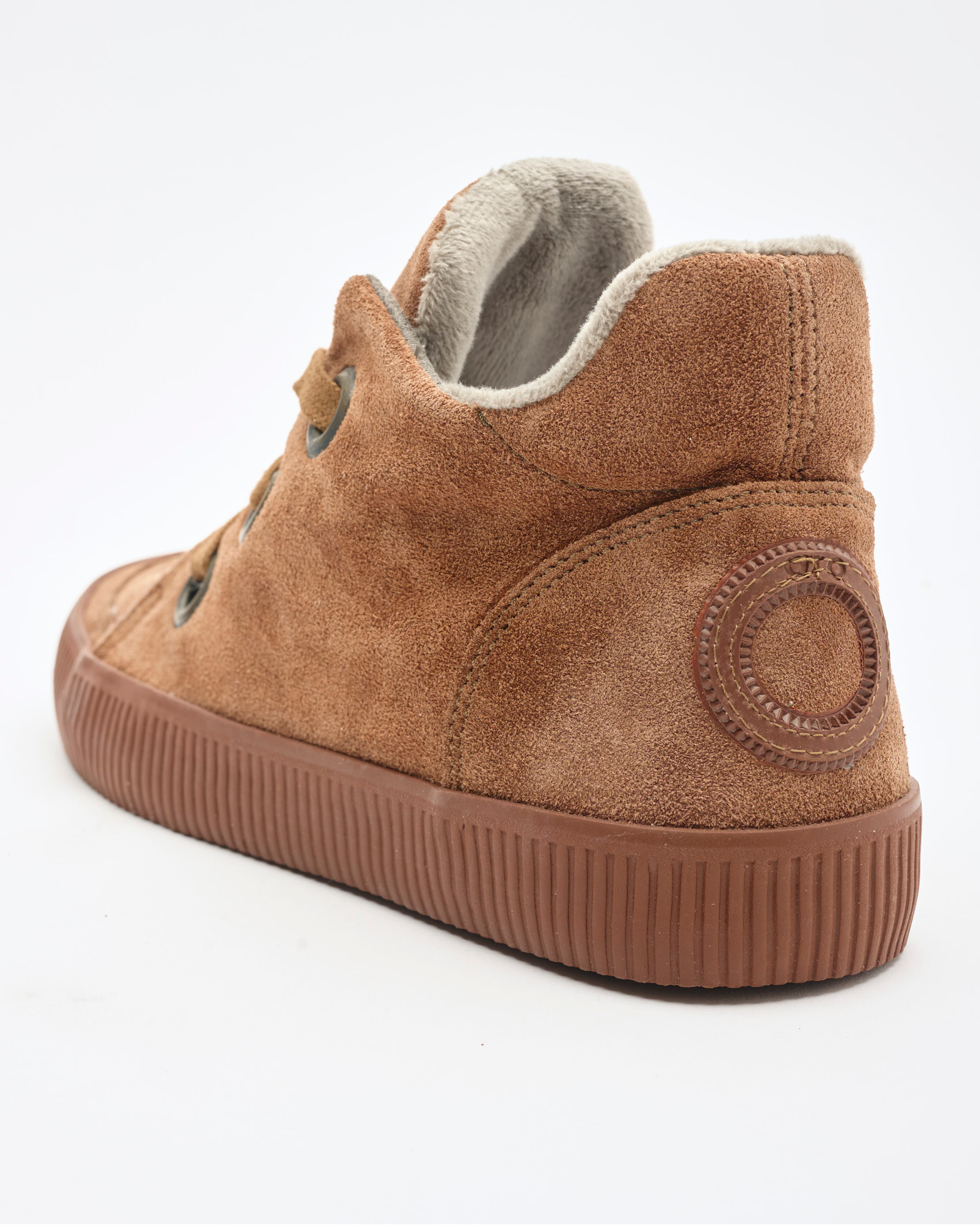 Noelle L Suede-Chestnut