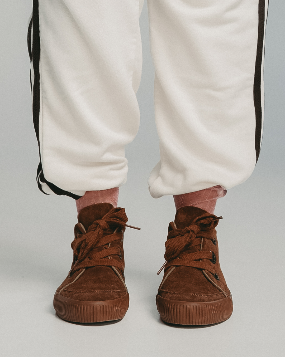 Noelle L Suede-Chestnut