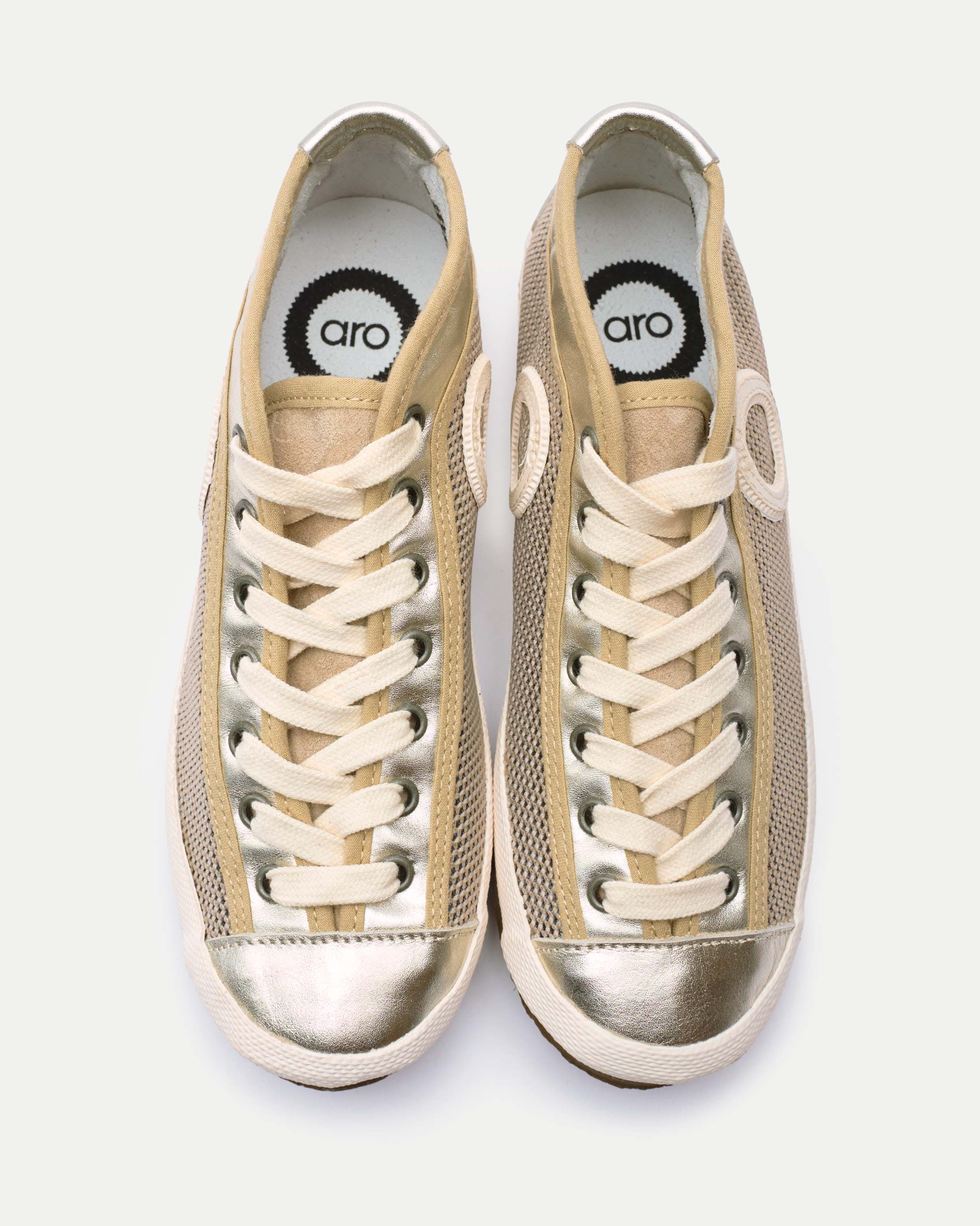 Holly H Scorpione metal-Platinum