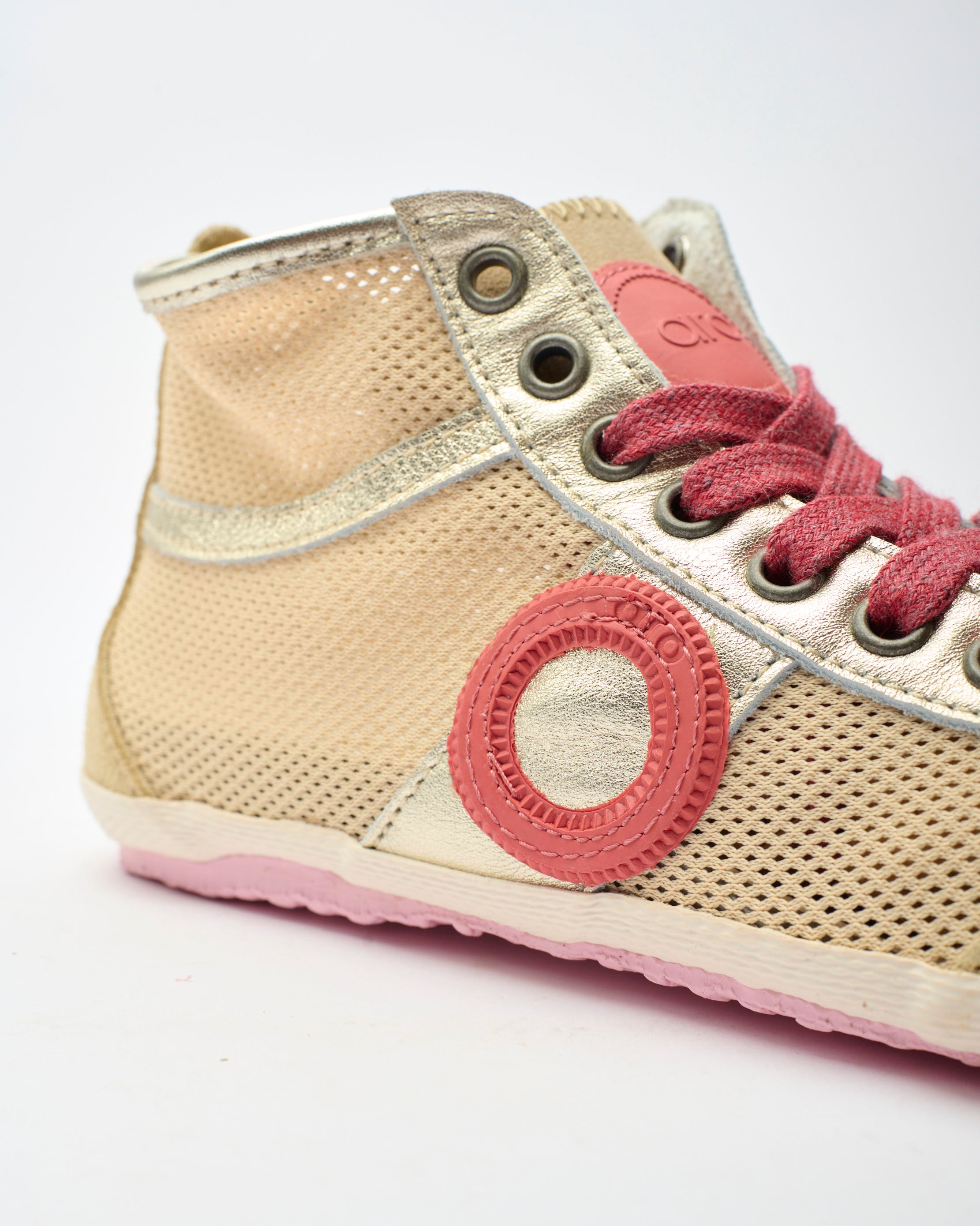 Joaneta H Capri-Cream