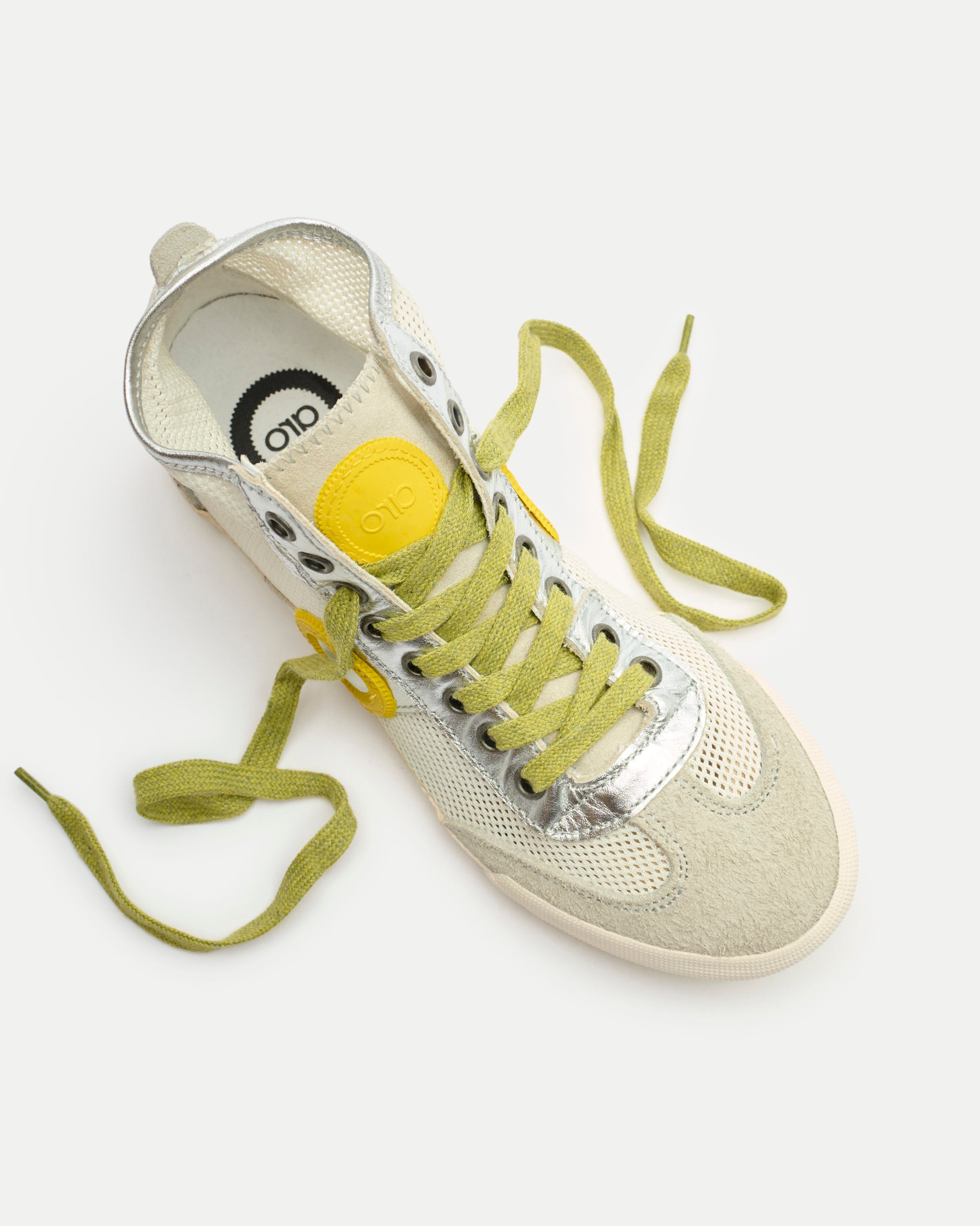 Joaneta H Capri-Grey