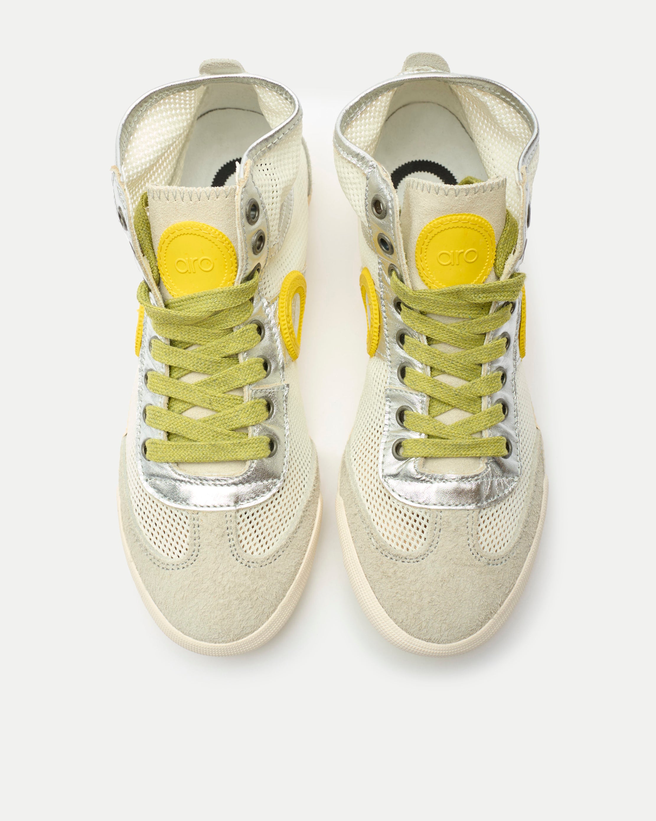 Joaneta H Capri-Grey