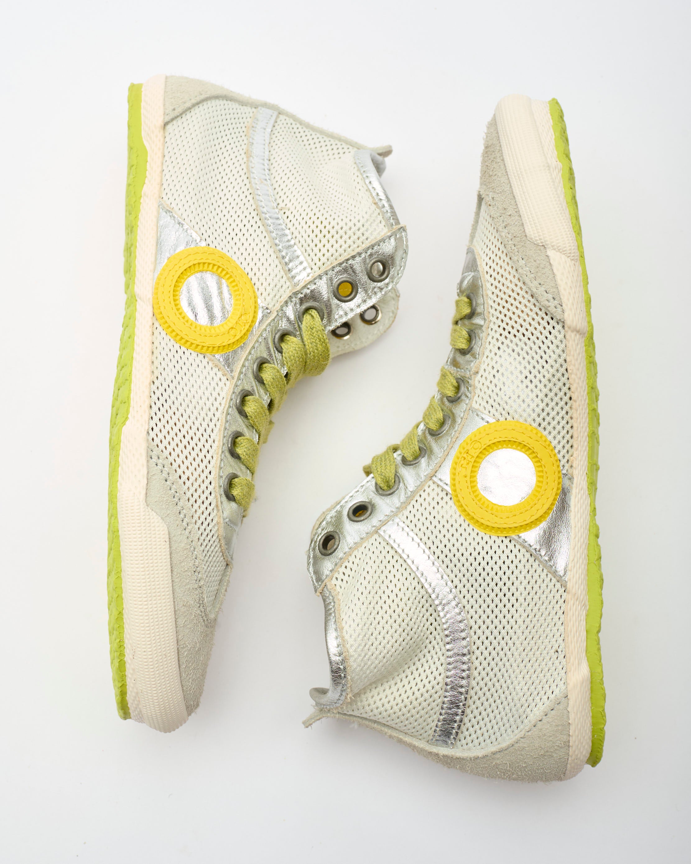 Joaneta H Capri-Grey