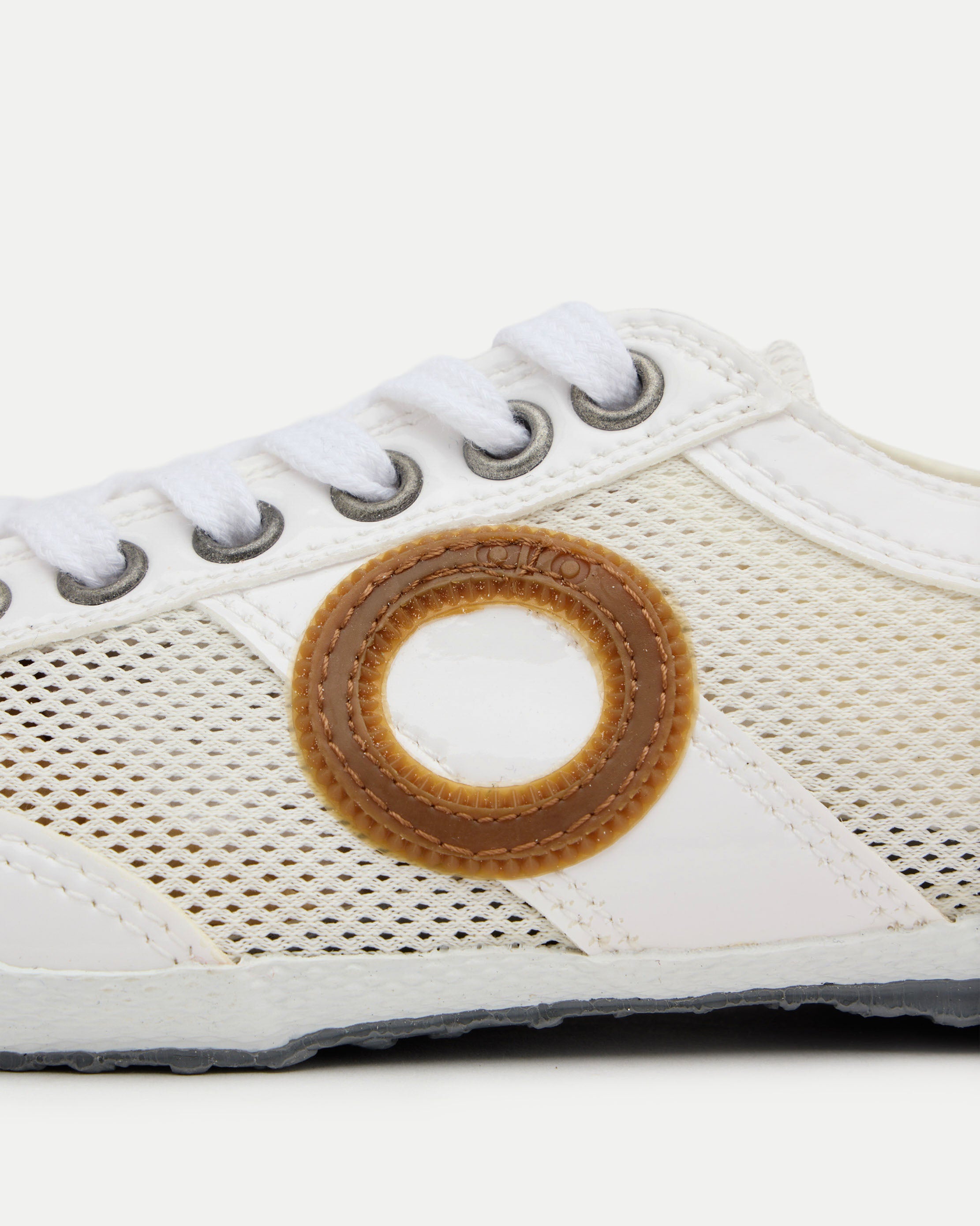 Joaneta Armonia-White