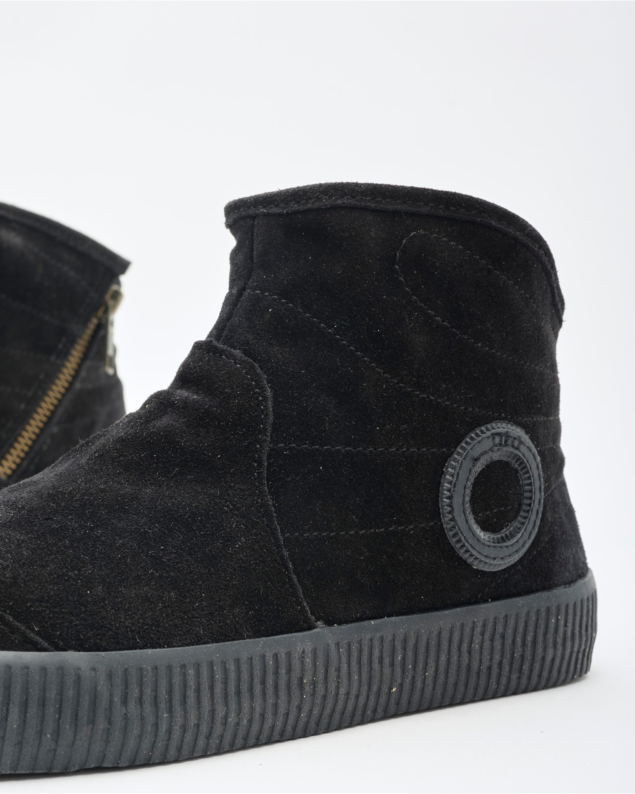 Noelle Suede-Black