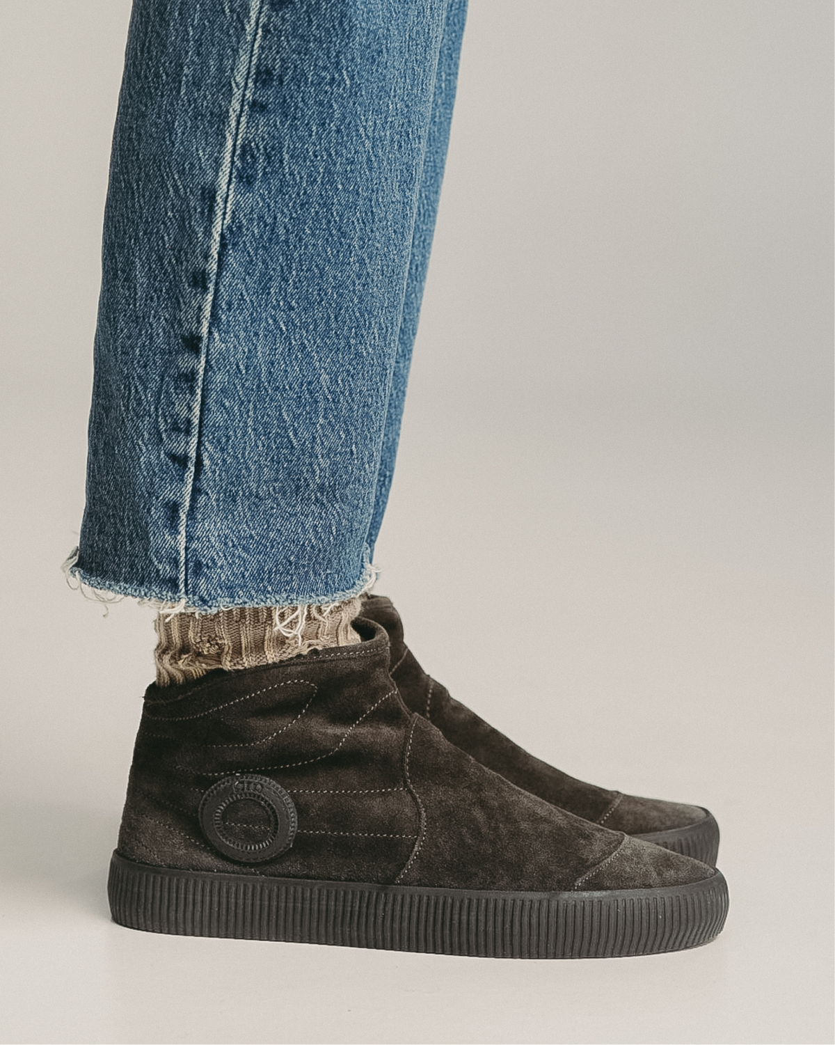 Noelle C Suede-Charcoal