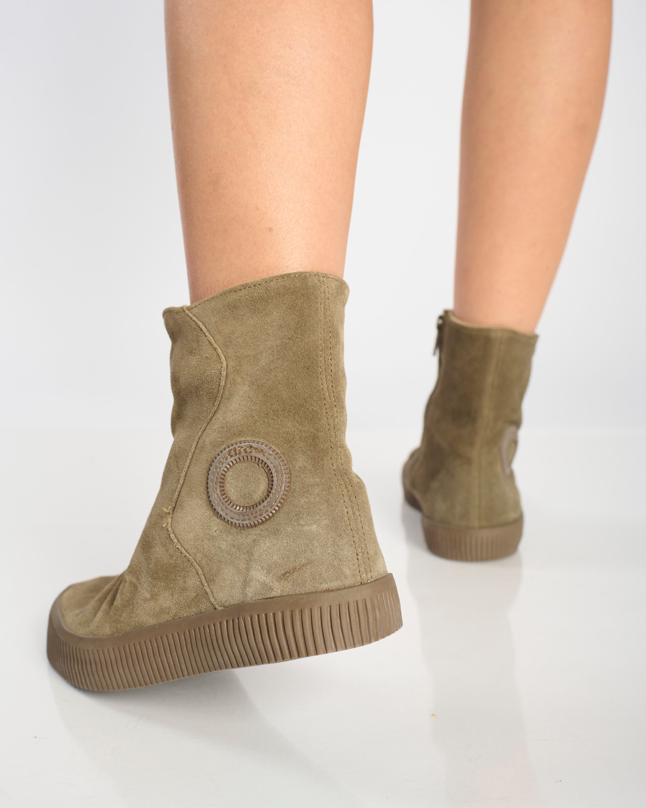 Noelle Suede-Taupe