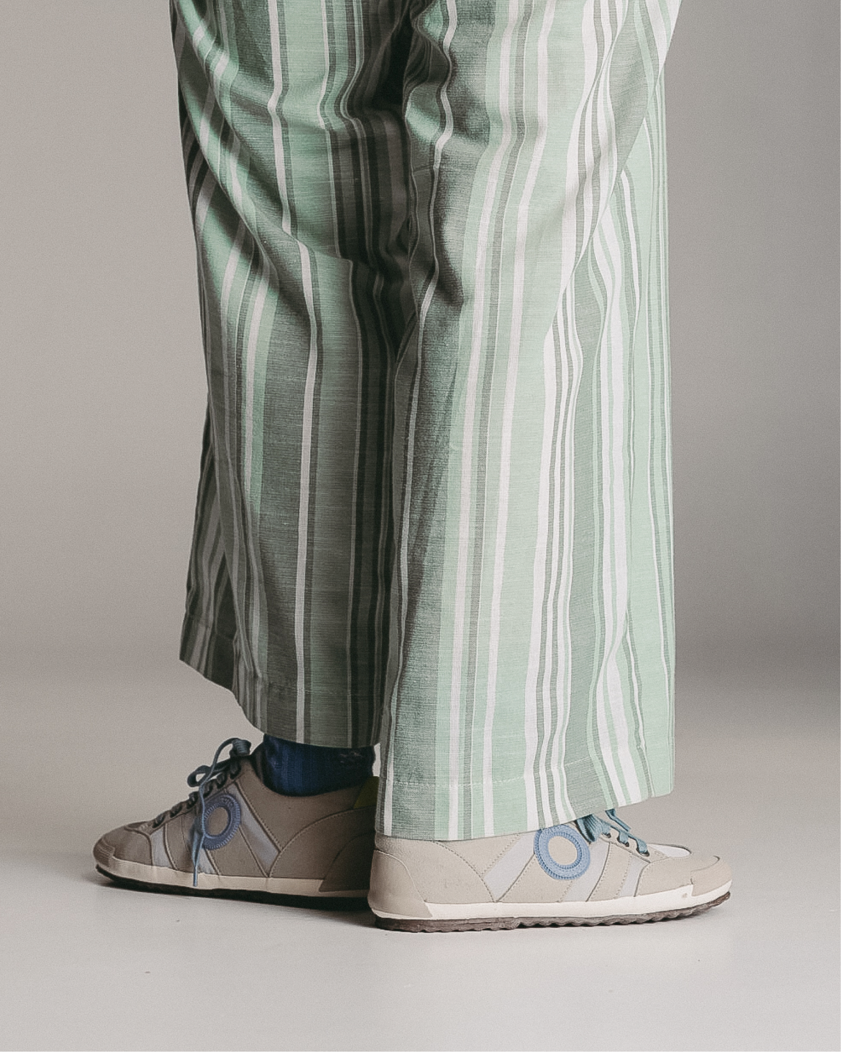 Ido Wolverin Vegan-Light Grey