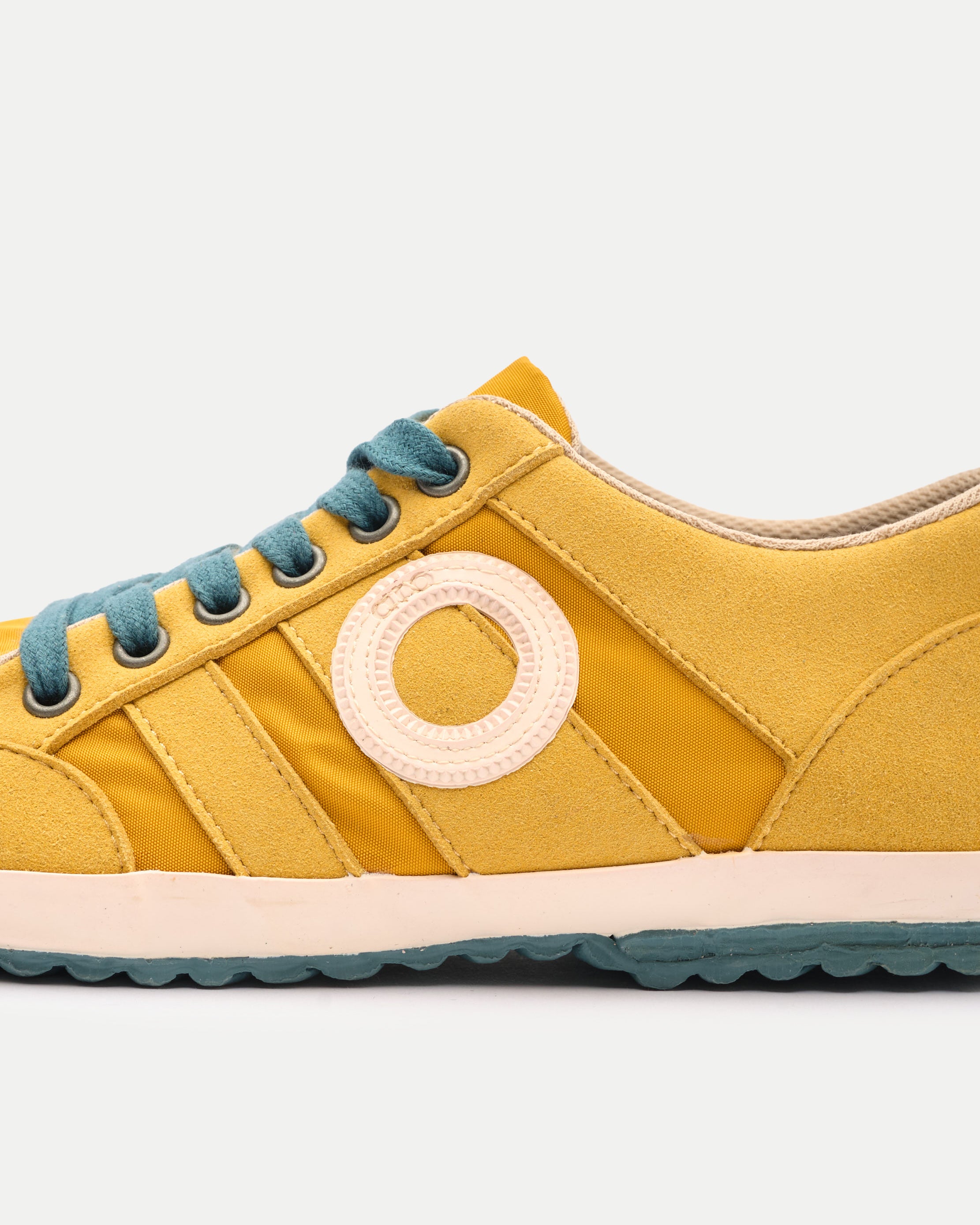 Ido Wolverin vegan-Saffron