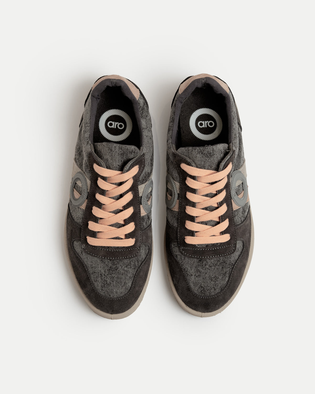 Finca Munia-Charcoal