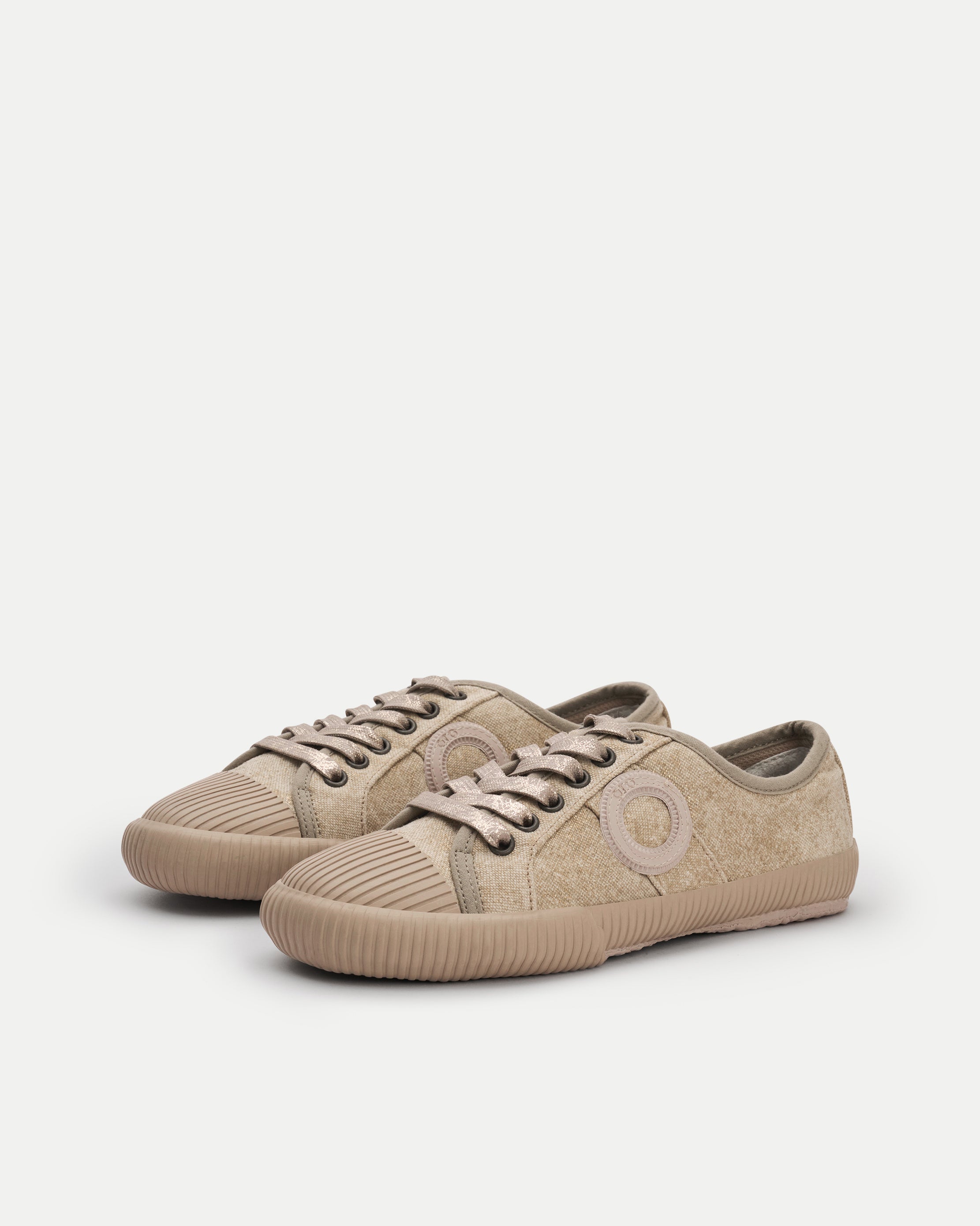 Charlie Munia-Beige