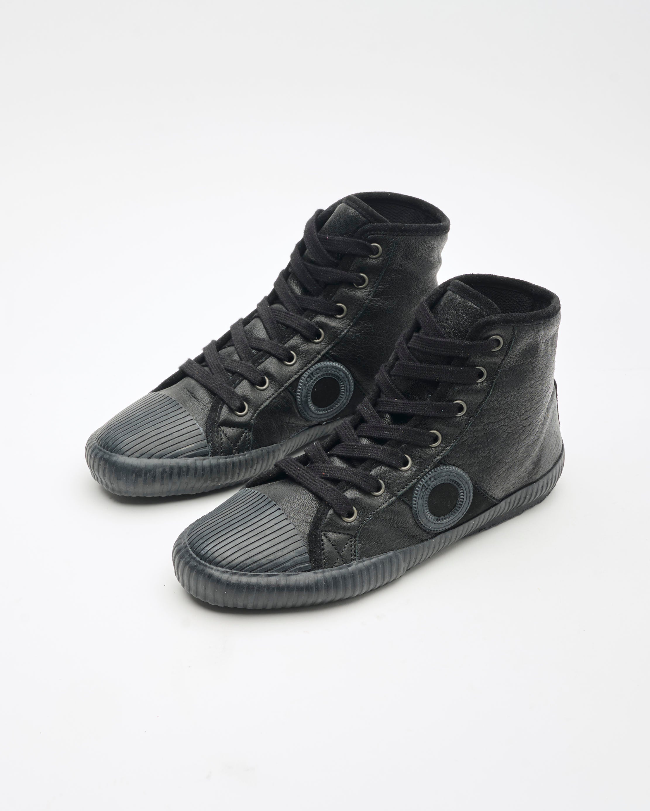 Charlie Old iron-Black