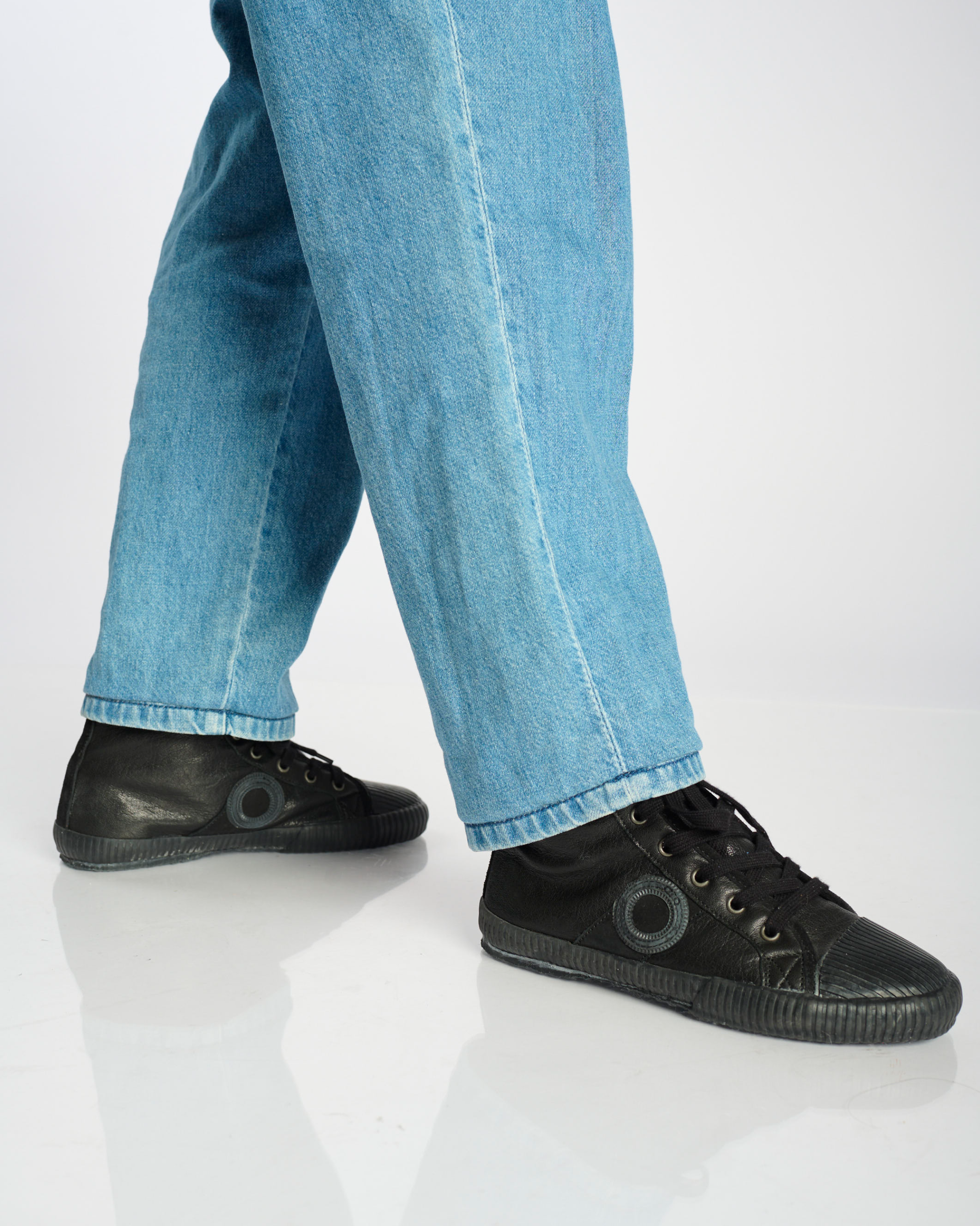 Charlie Old iron-Black