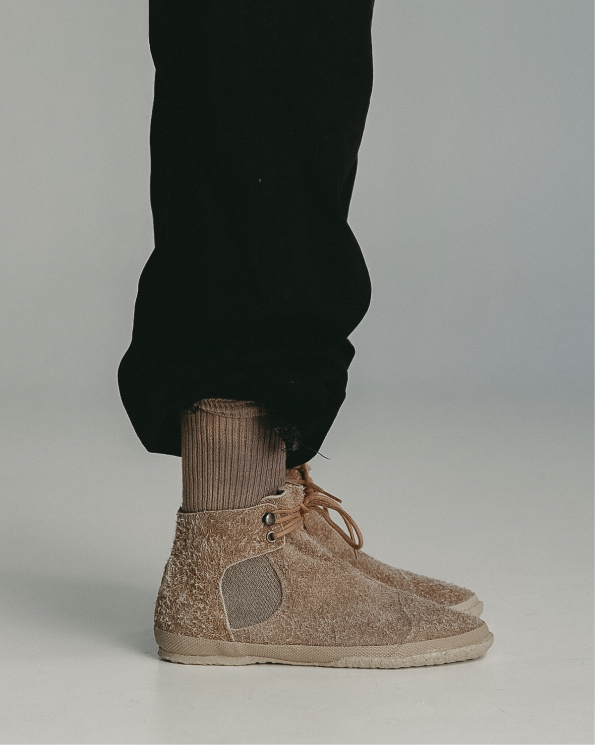 Willy M Loden-Beige
