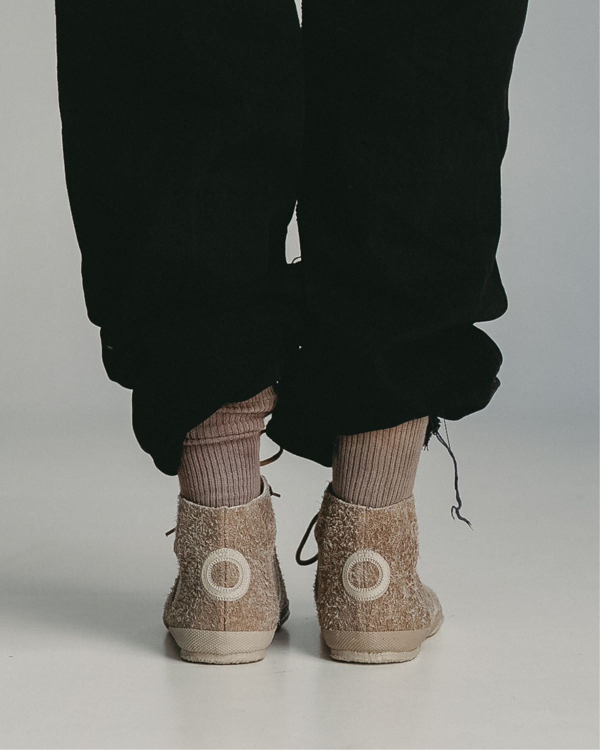 Willy M Loden-Beige