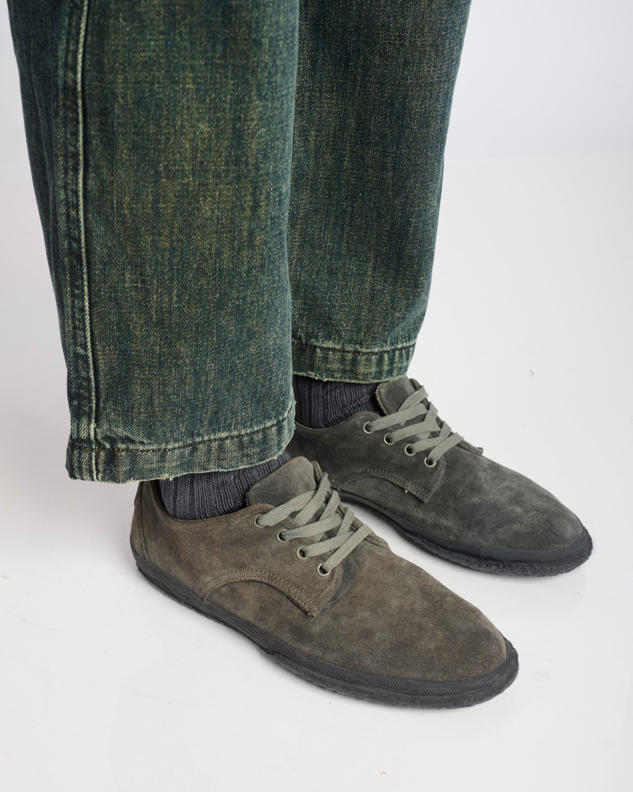 Willy L Suede-Charcoal